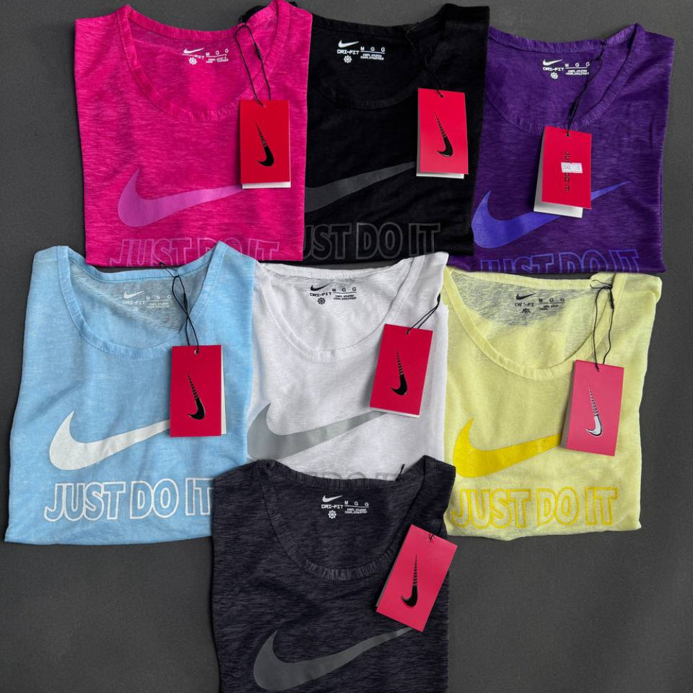 تشيرت خفيف قصير نايك