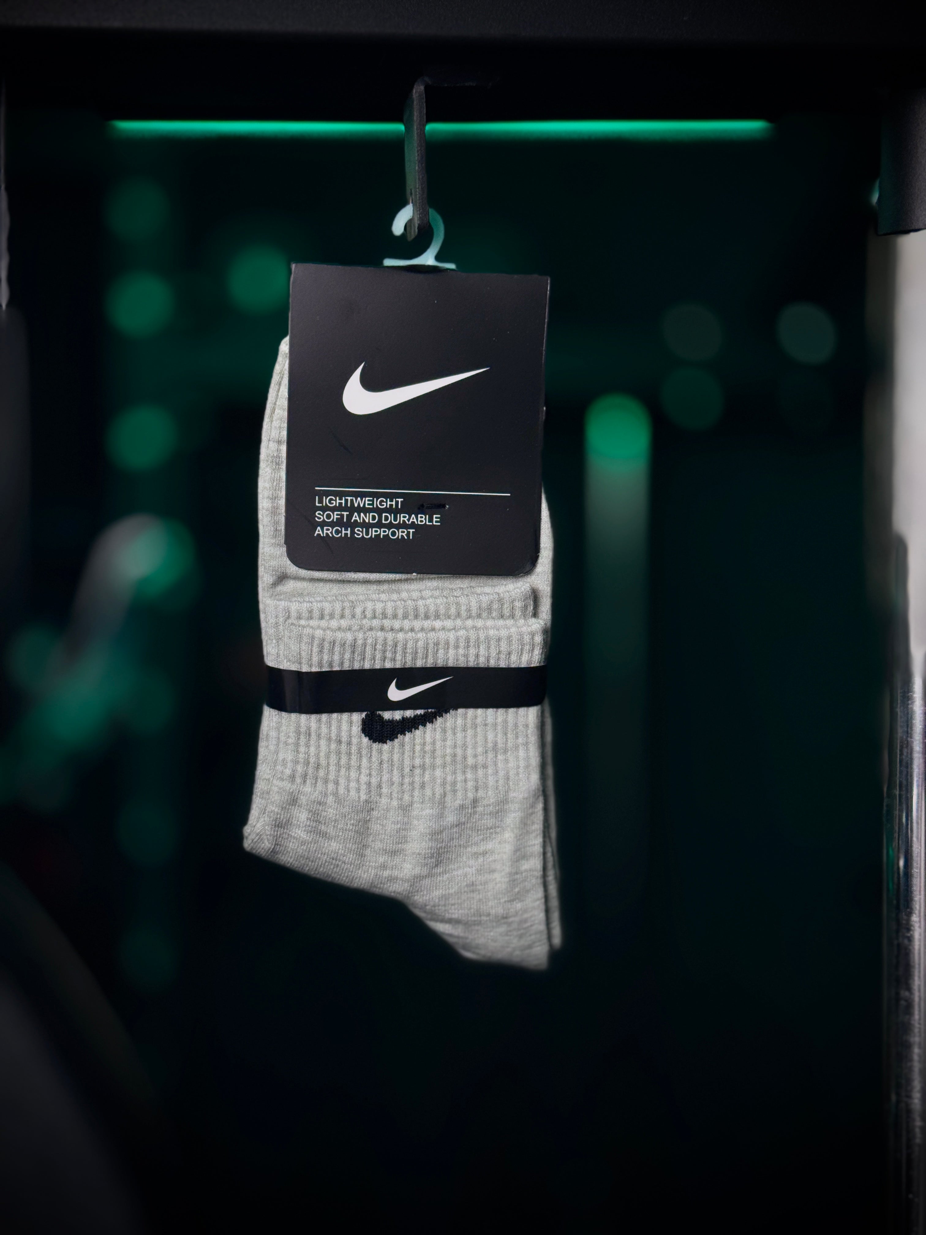 جواريب وسط نايك ar