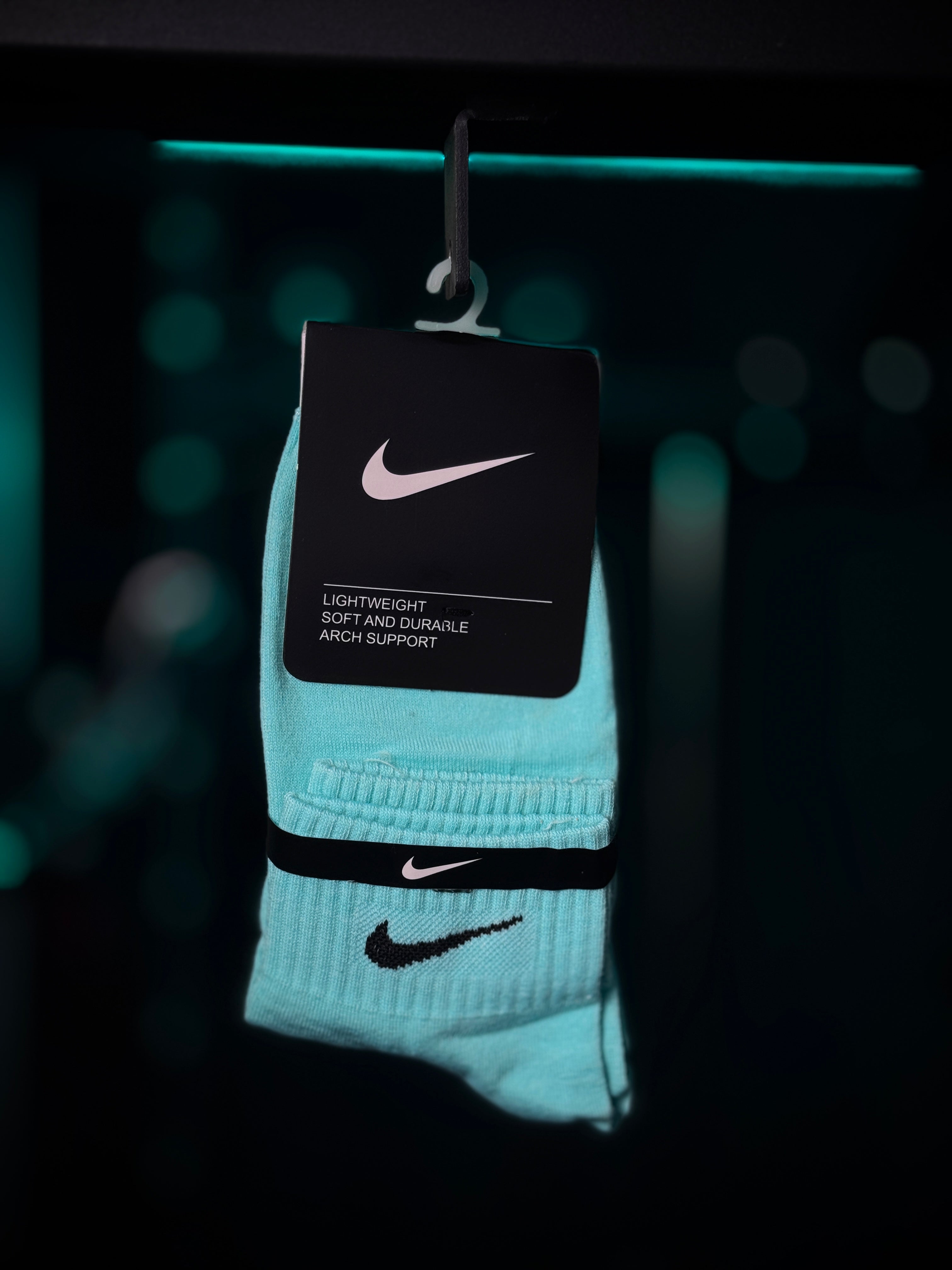 جواريب وسط نايك ar