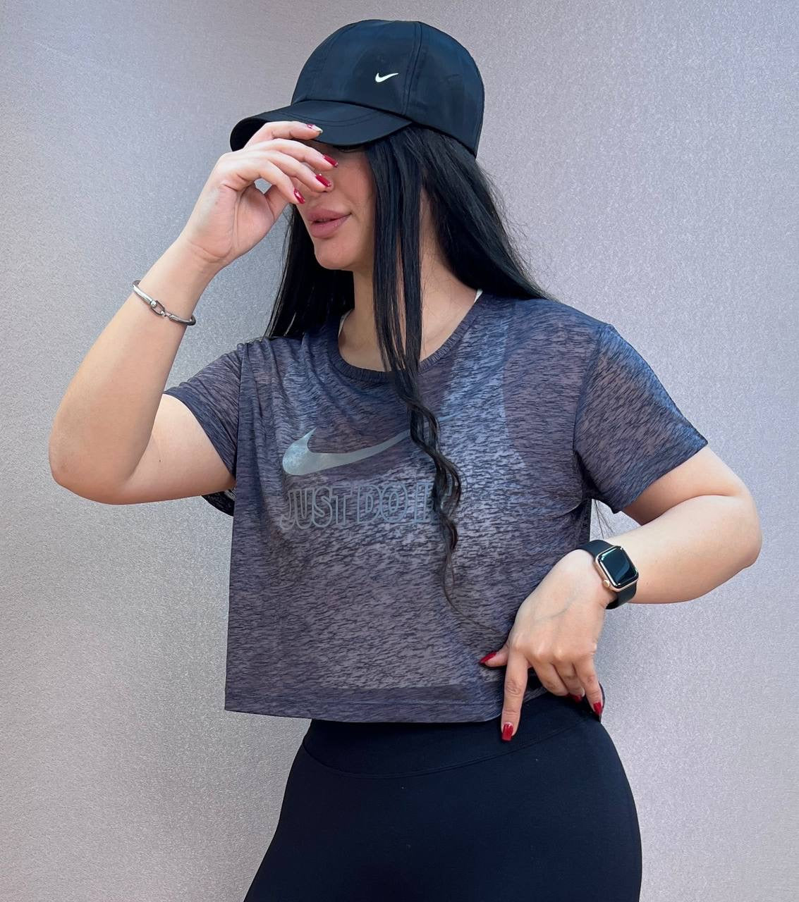 تشيرت خفيف قصير نايك