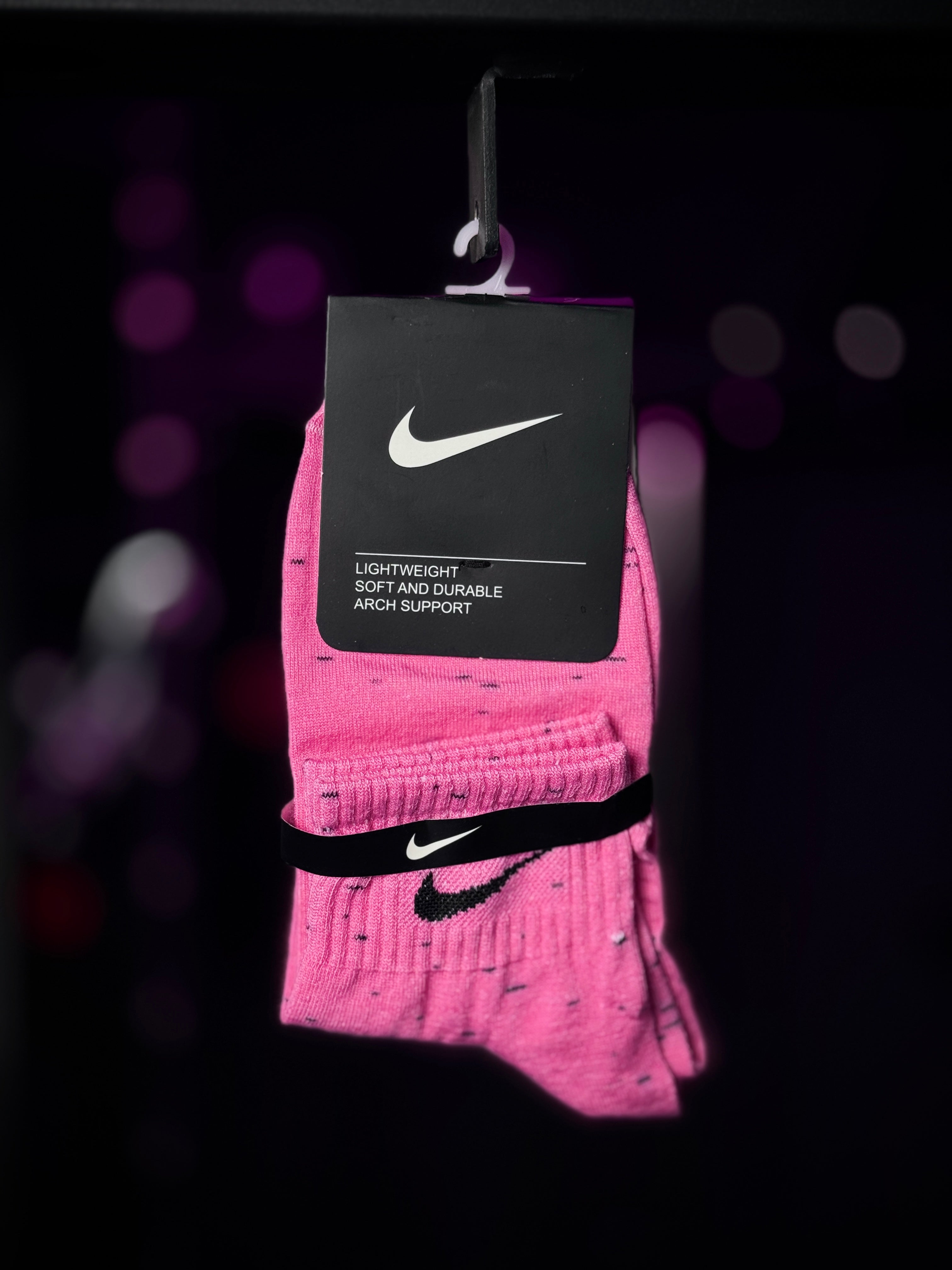 جواريب وسط نايك ar