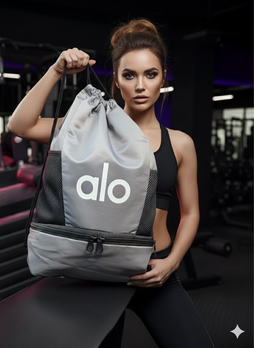 حقيبة ألو للجيم برباط - Alo Gym Bag