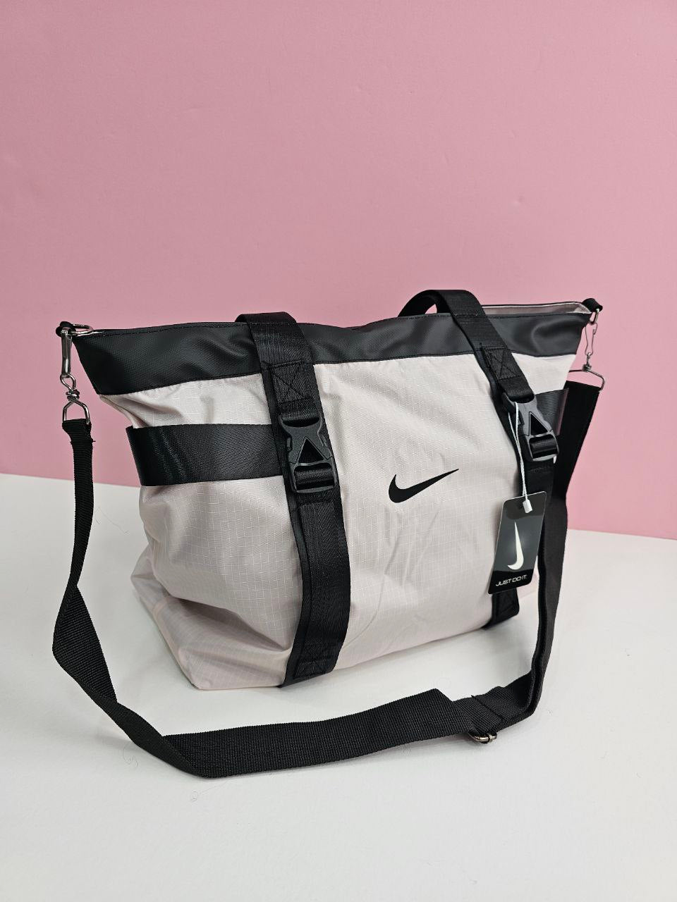 حقيبة حاملة بساط نايك ar