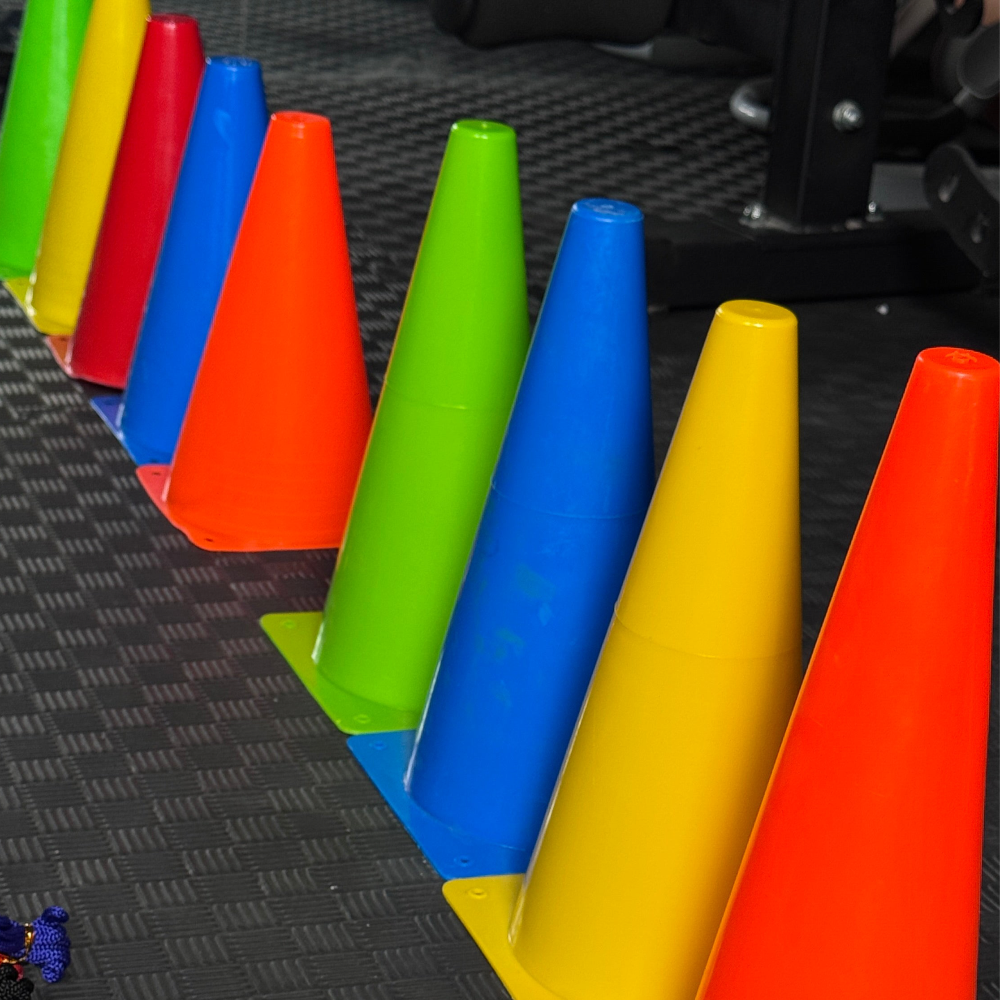 اقماع تدريب بلاستيكية