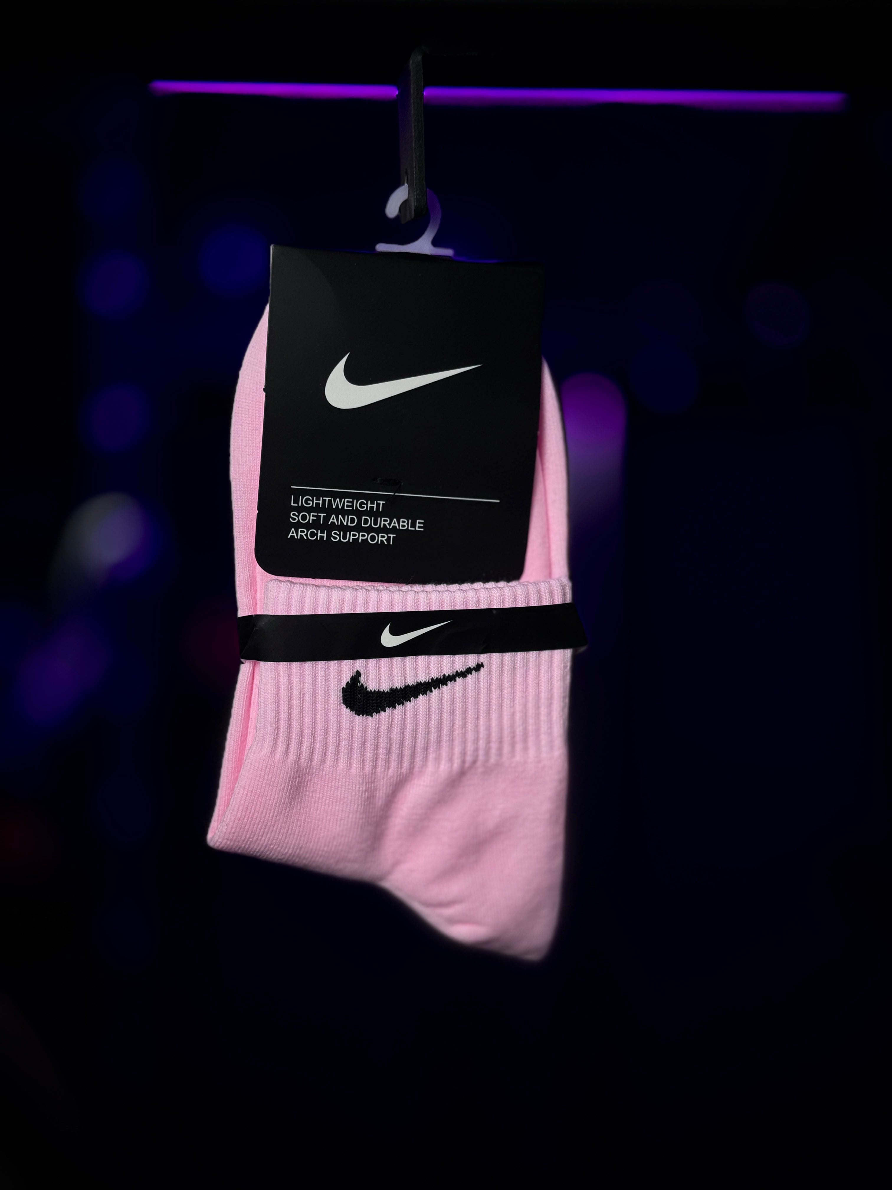 جواريب وسط نايك ar