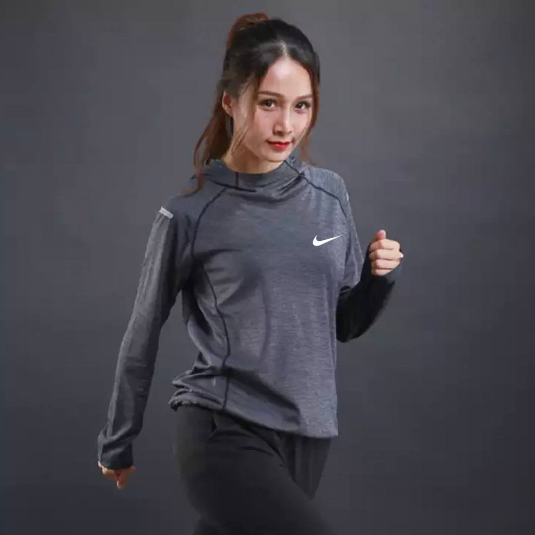 سويتر نسائي كبوس