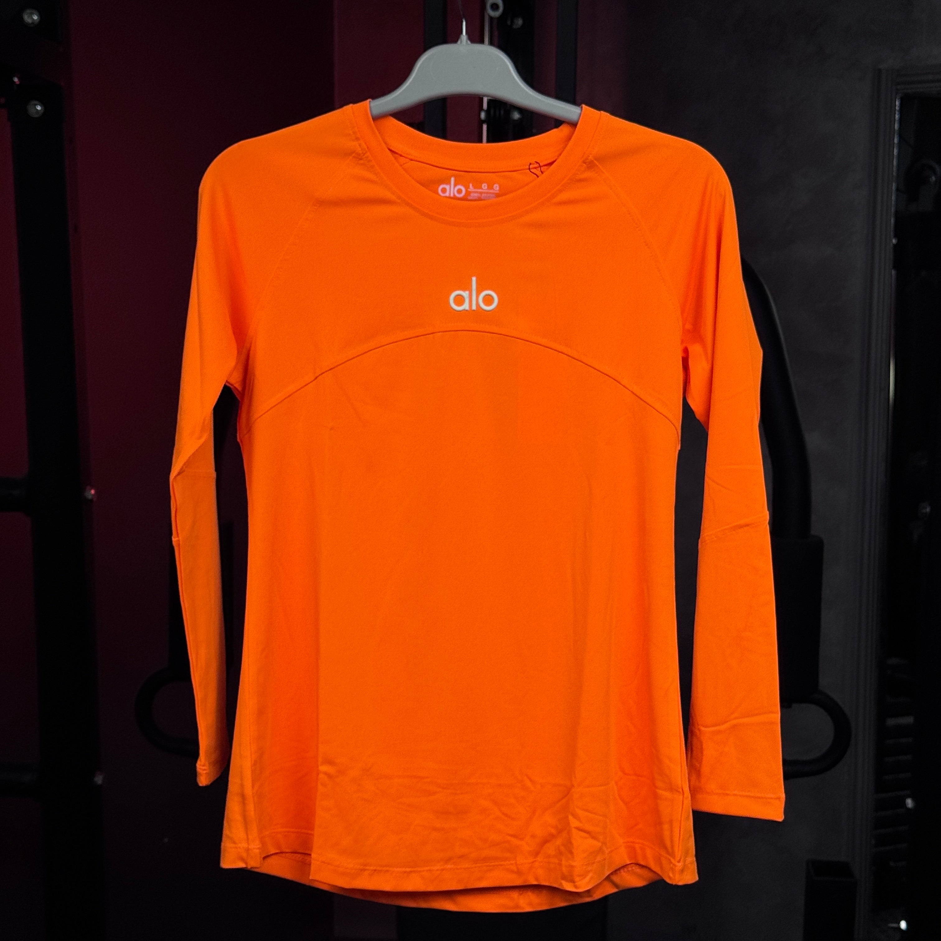 تشيرت الو ردن علامة وسط