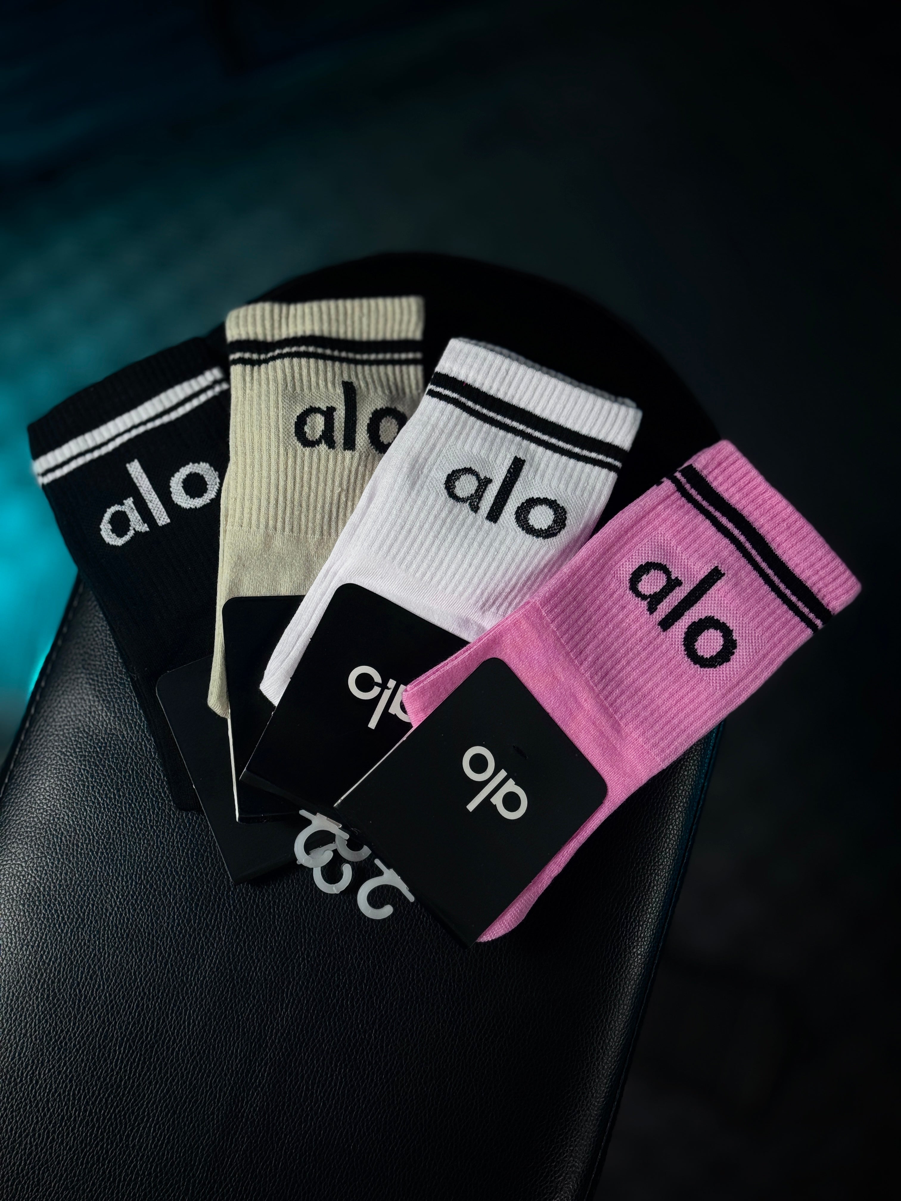 جواريب alo طويل