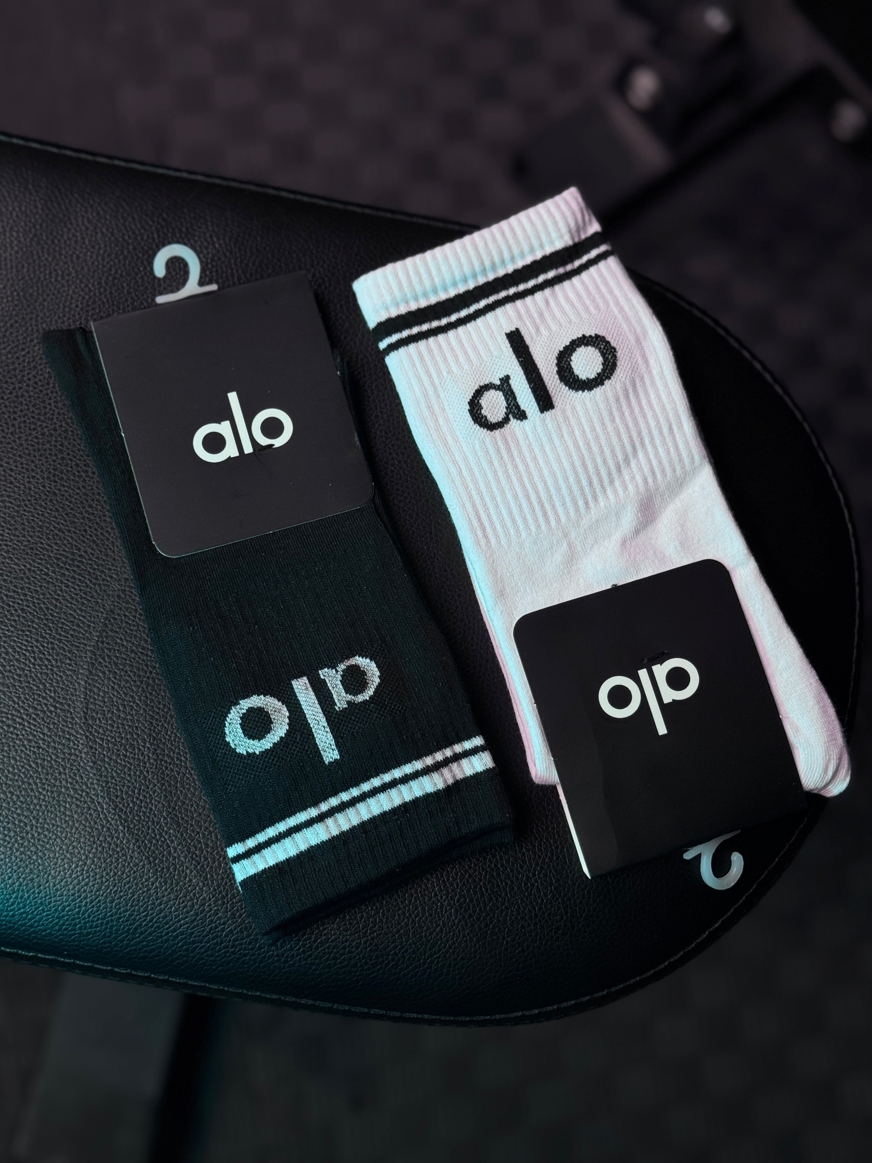 جواريب alo طويل