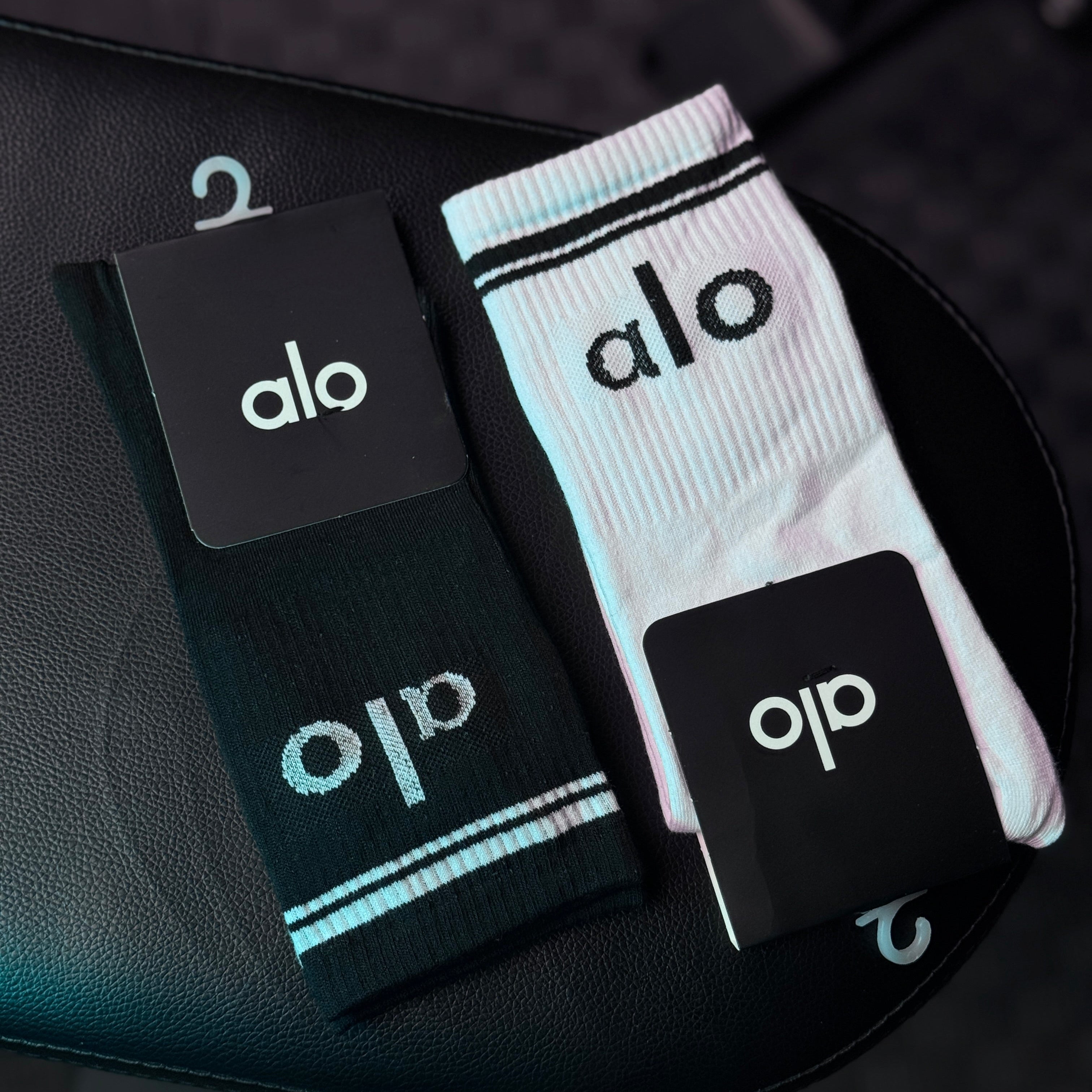 جواريب alo طويل