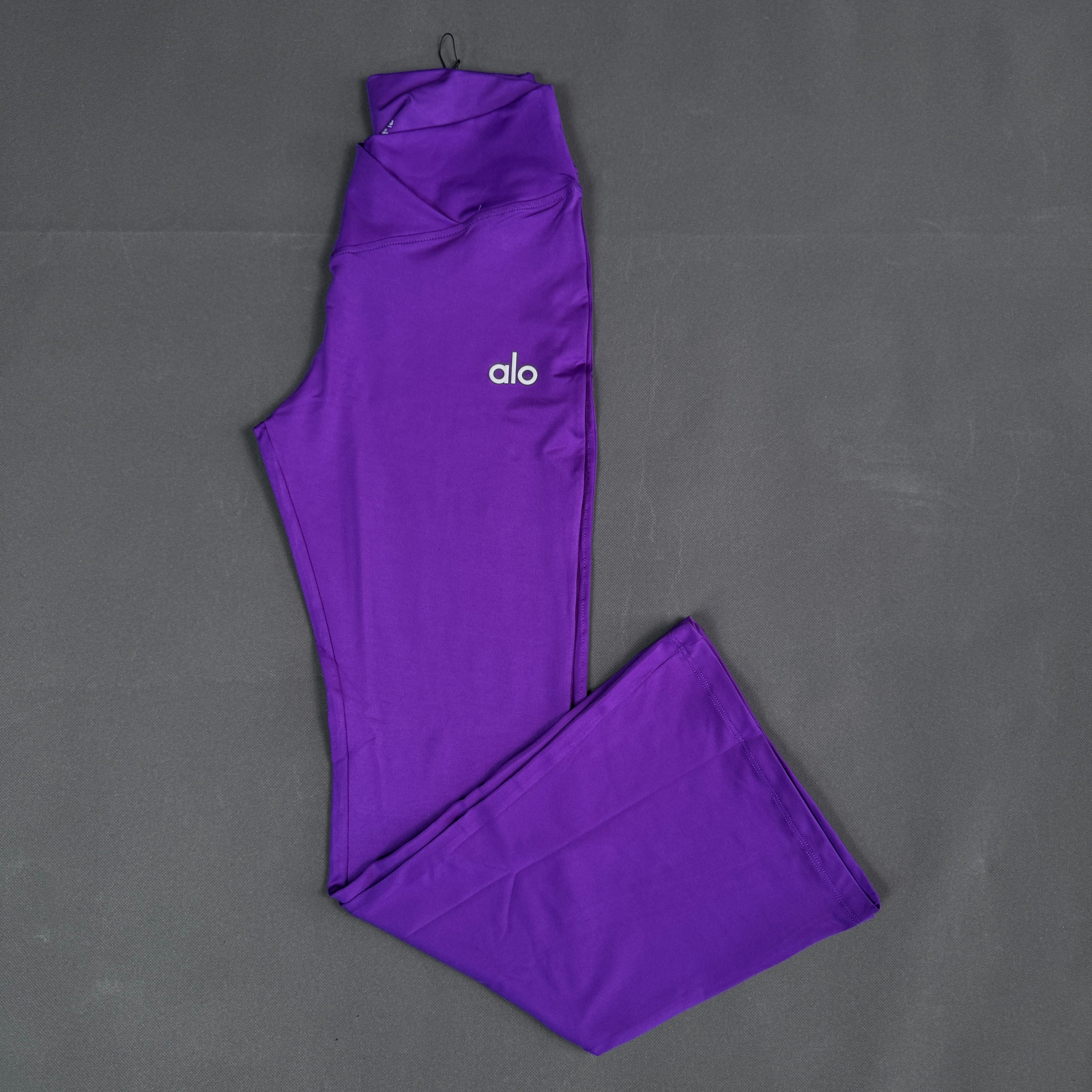 ستريج alo جارلس