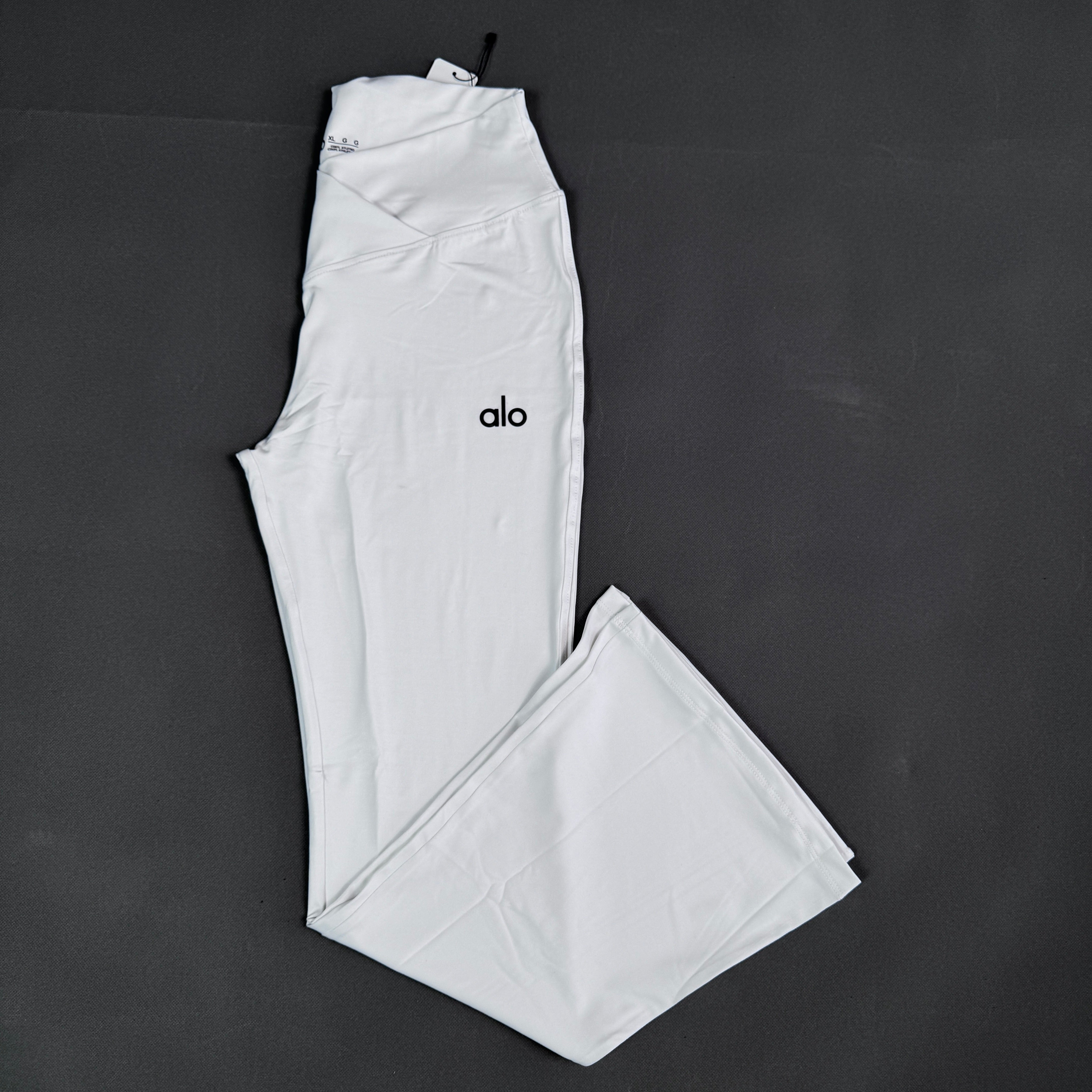 ستريج alo جارلس