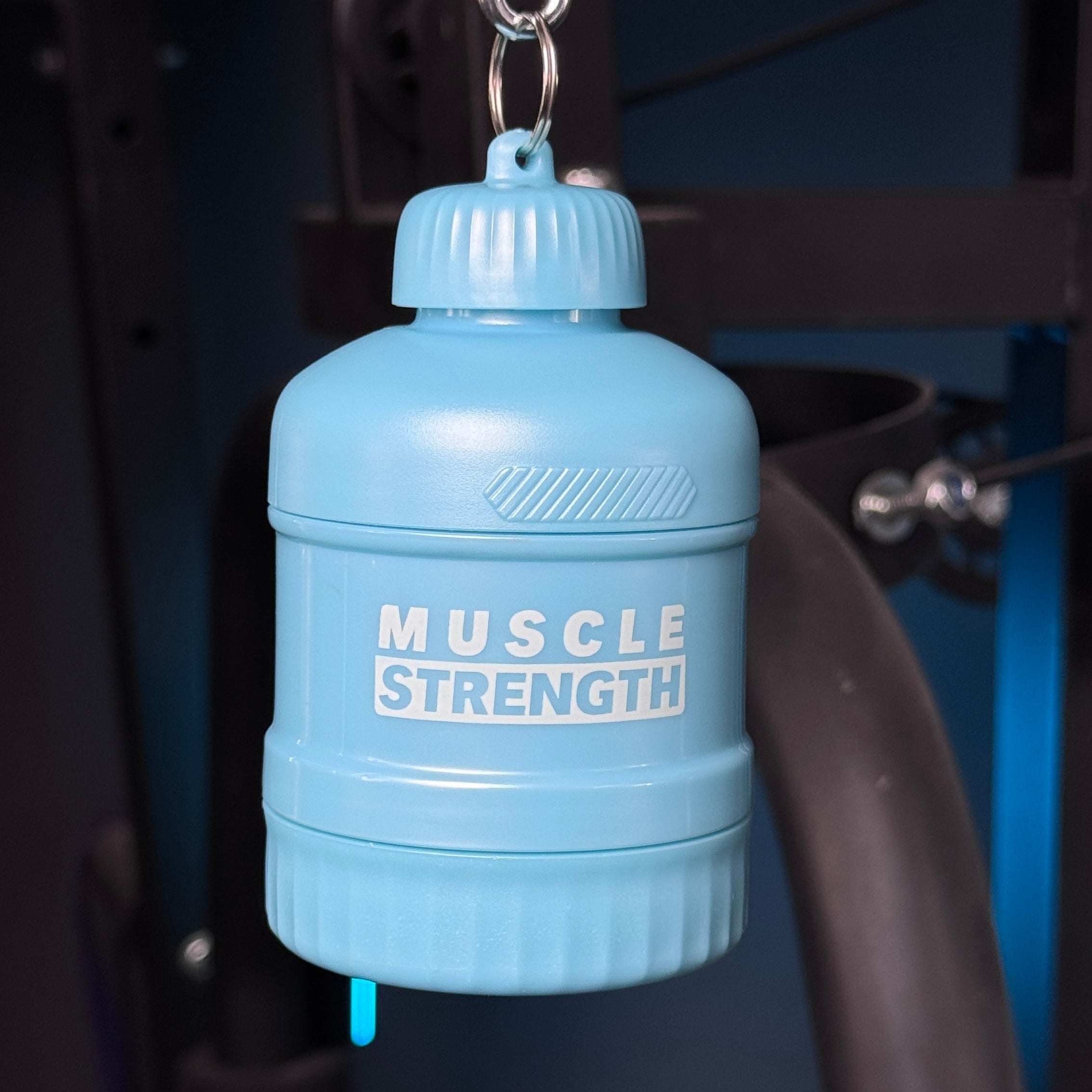 علبة مكملات محموله طابقين