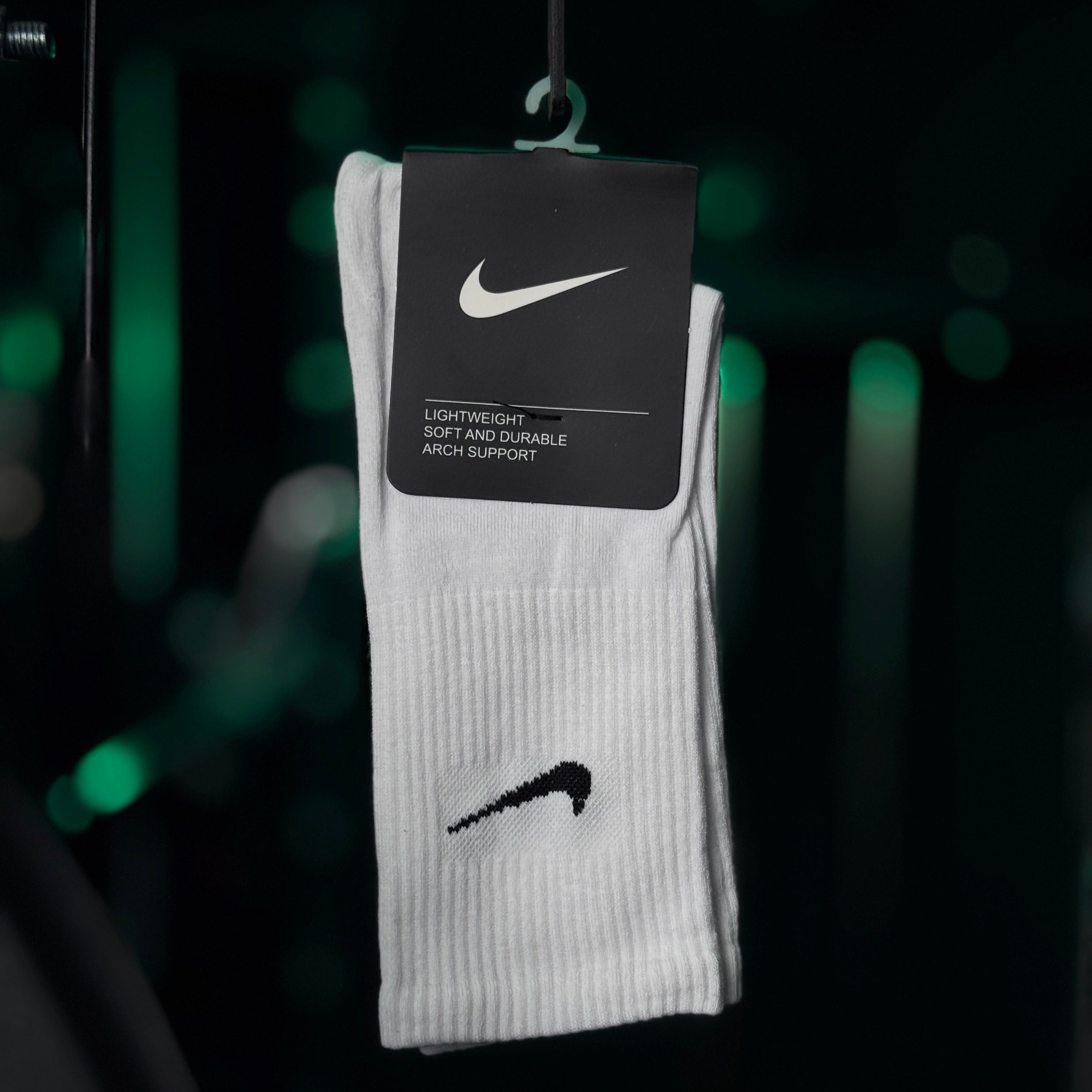 جواريب نايك طويل ar