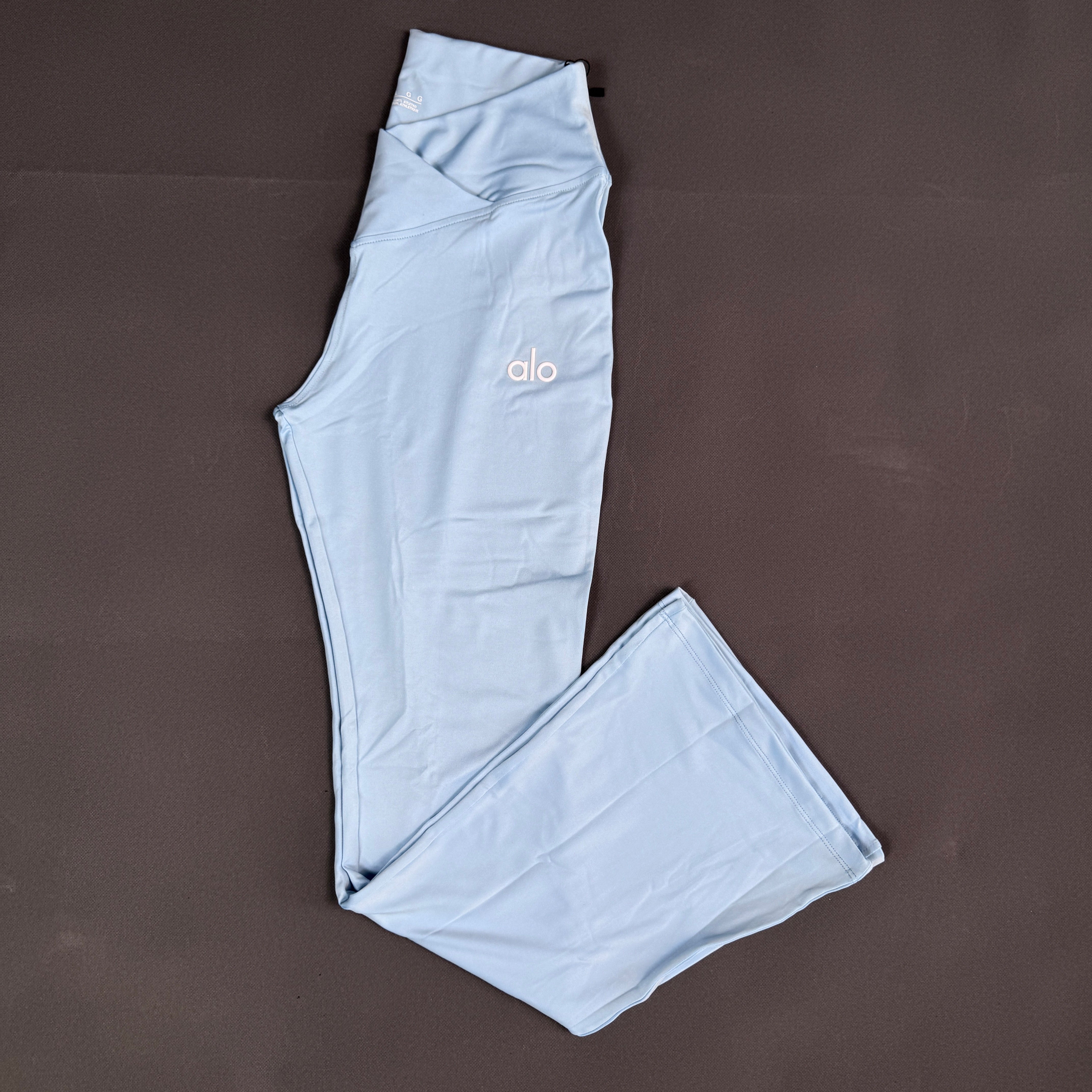 ستريج alo جارلس