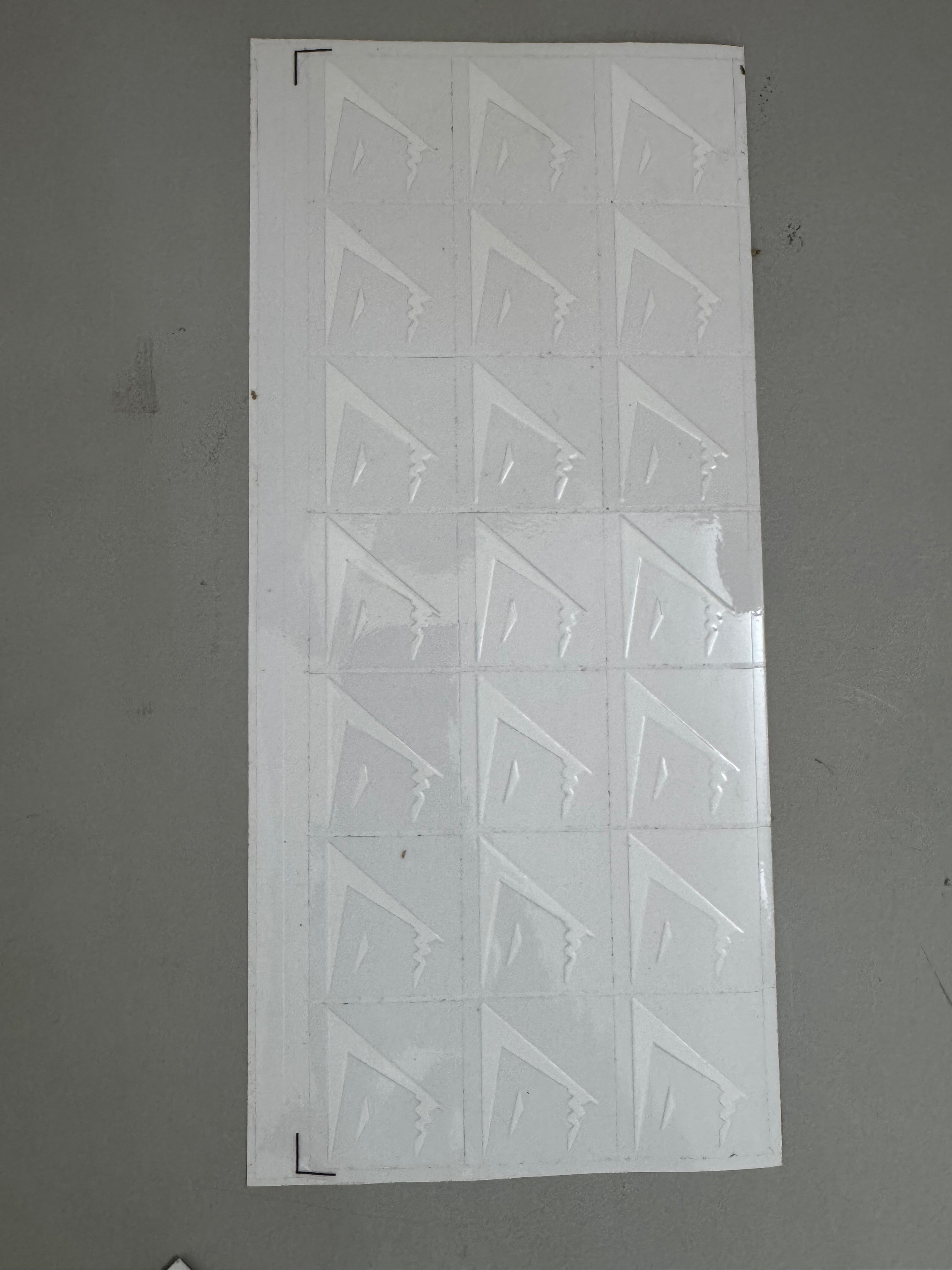 ستيكرات قابلة للصق