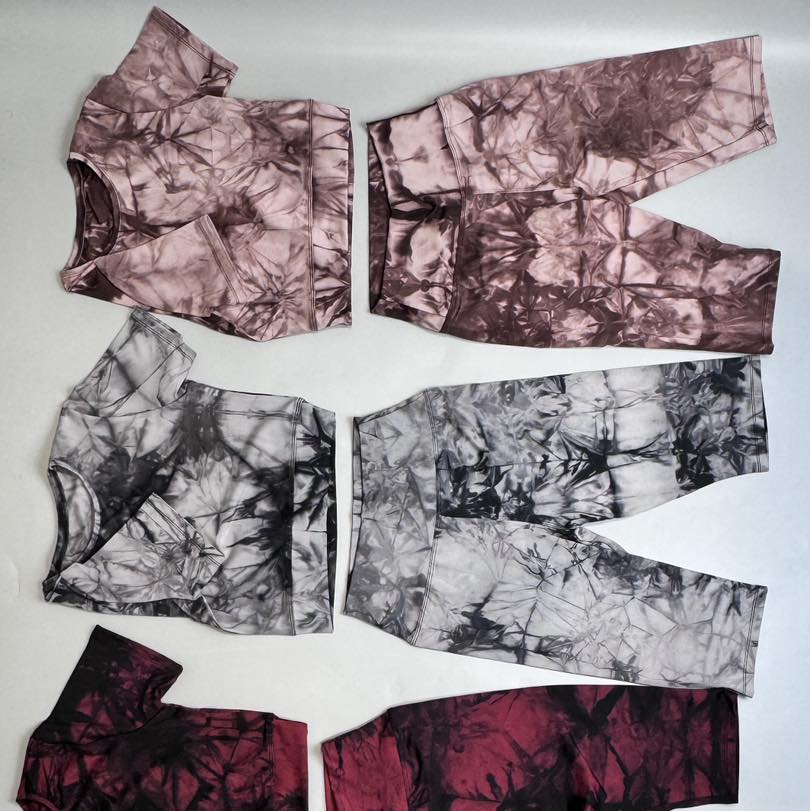 تراك نسائي قصير مشجر