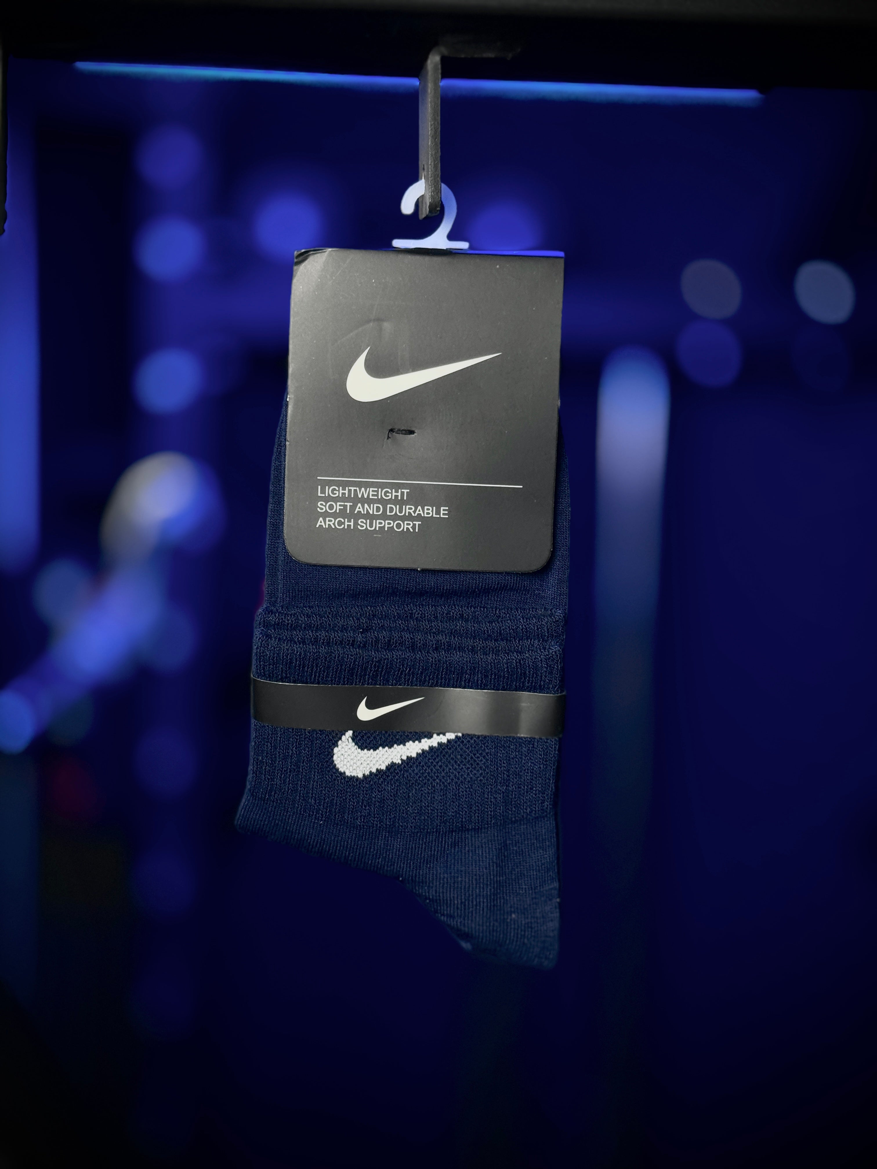 جواريب وسط نايك ar