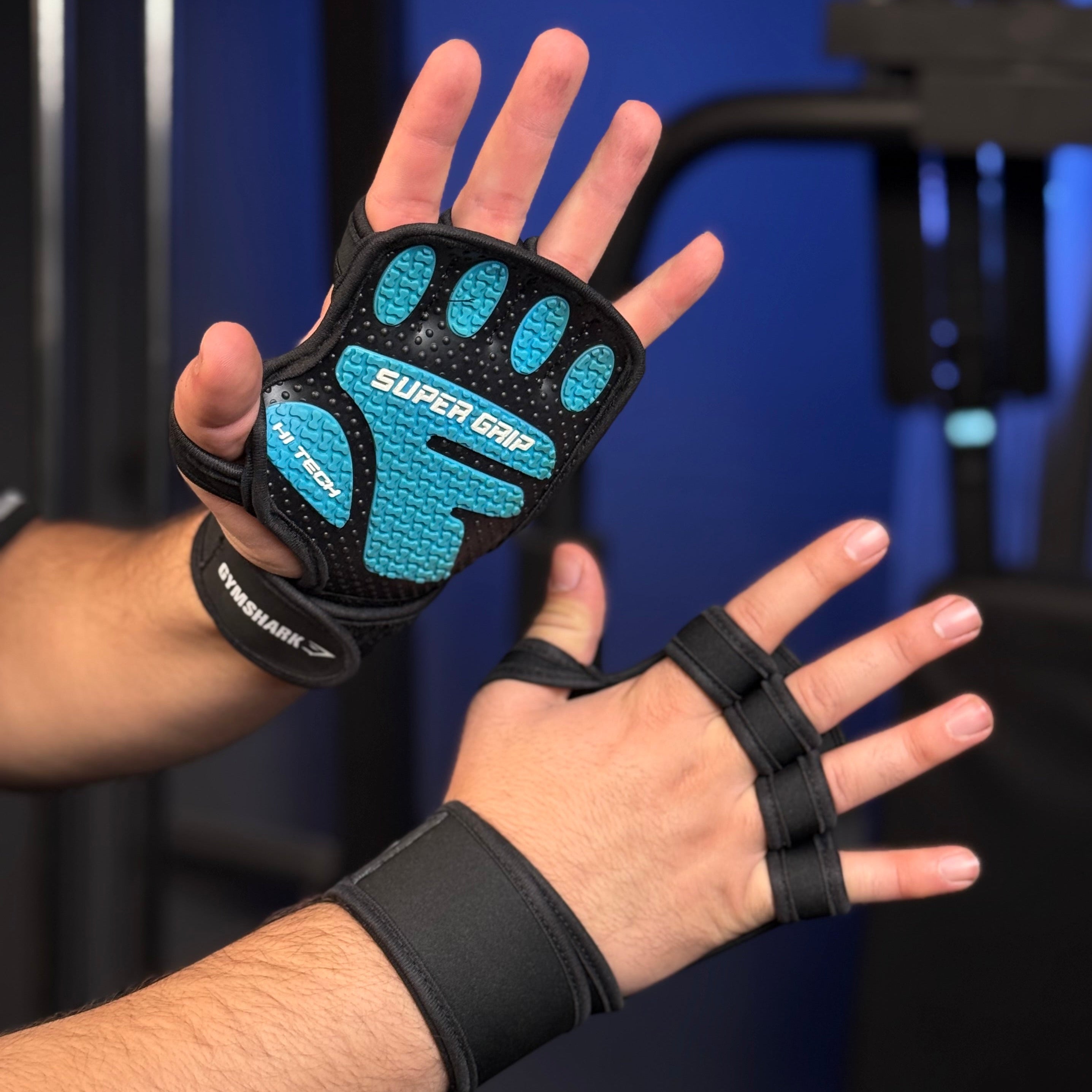 كفوف سوبر مفتوح جم شارك