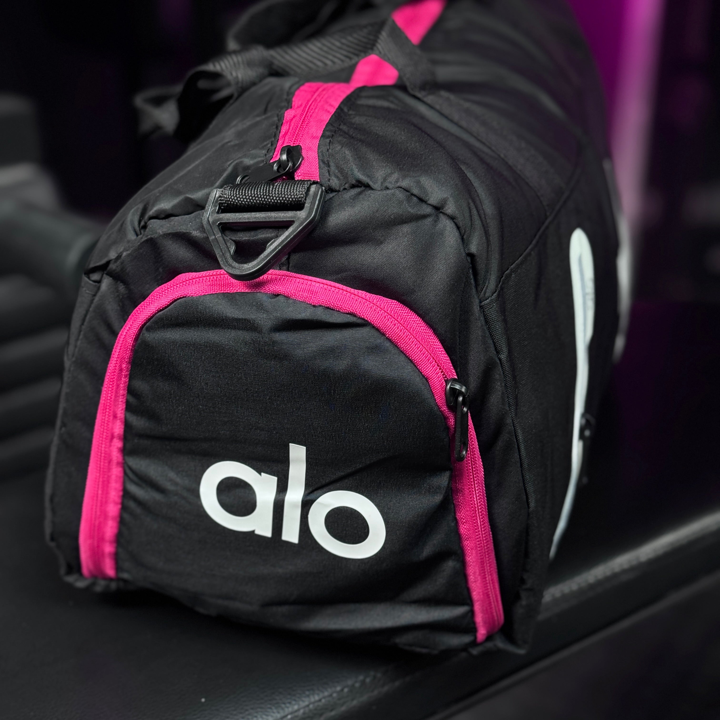 حقيبة alo وسط