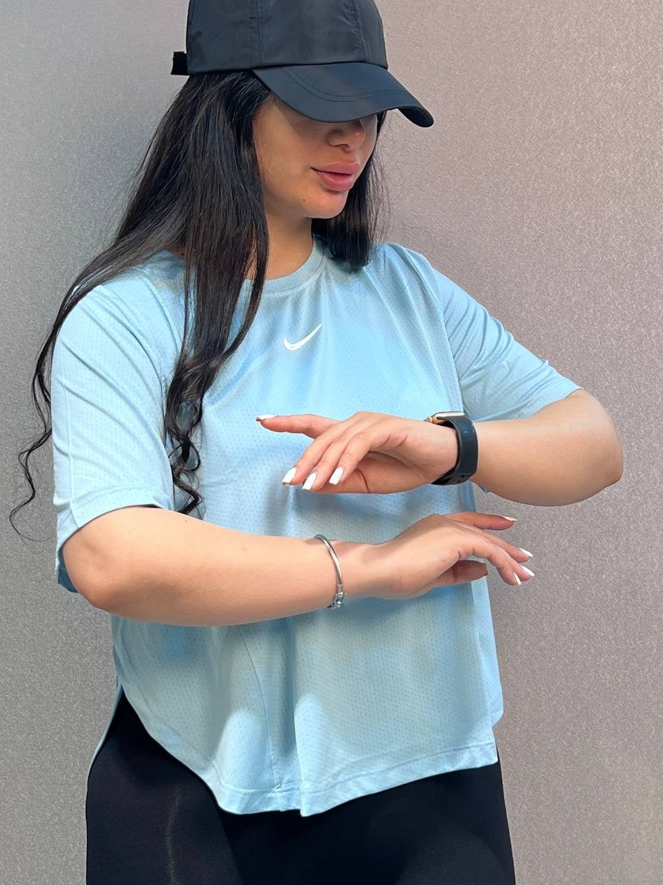 تشيرت هاف نسائي مثقب RS
