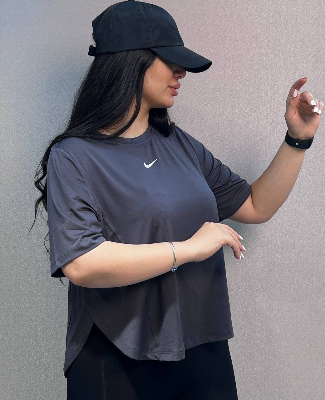تشيرت هاف نسائي مثقب RS