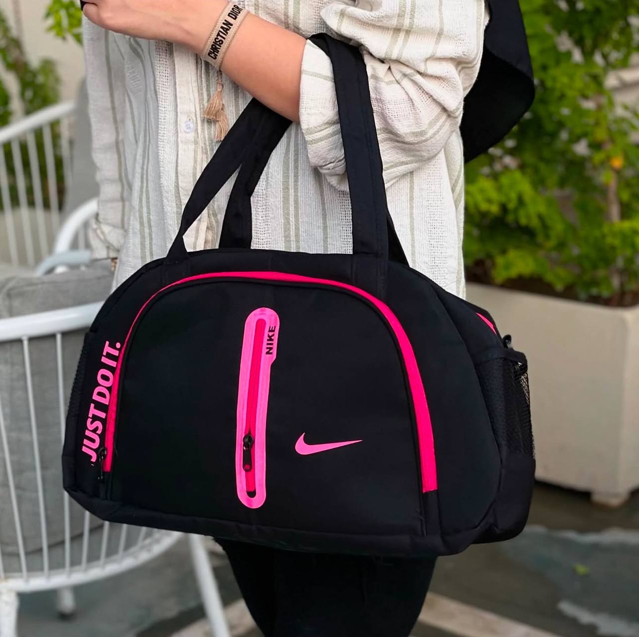 حقيبة نايك سحاب وسط