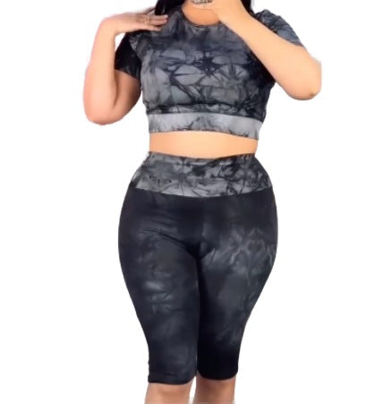 تراك نسائي قصير مشجر