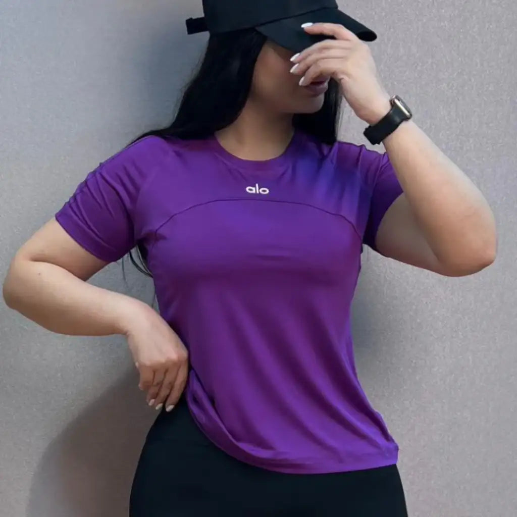 تيشيرت alo خط علوي نص ردن