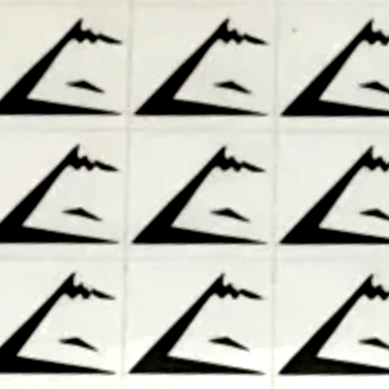 ستيكرات قابلة للصق