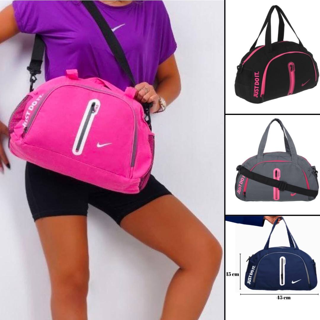 حقيبة نايك سحاب وسط