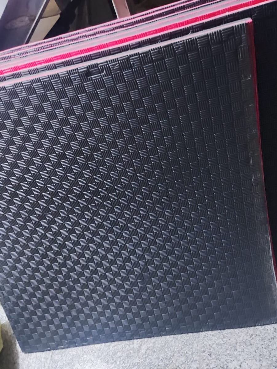 ارضيات مطاط 1m*2cm