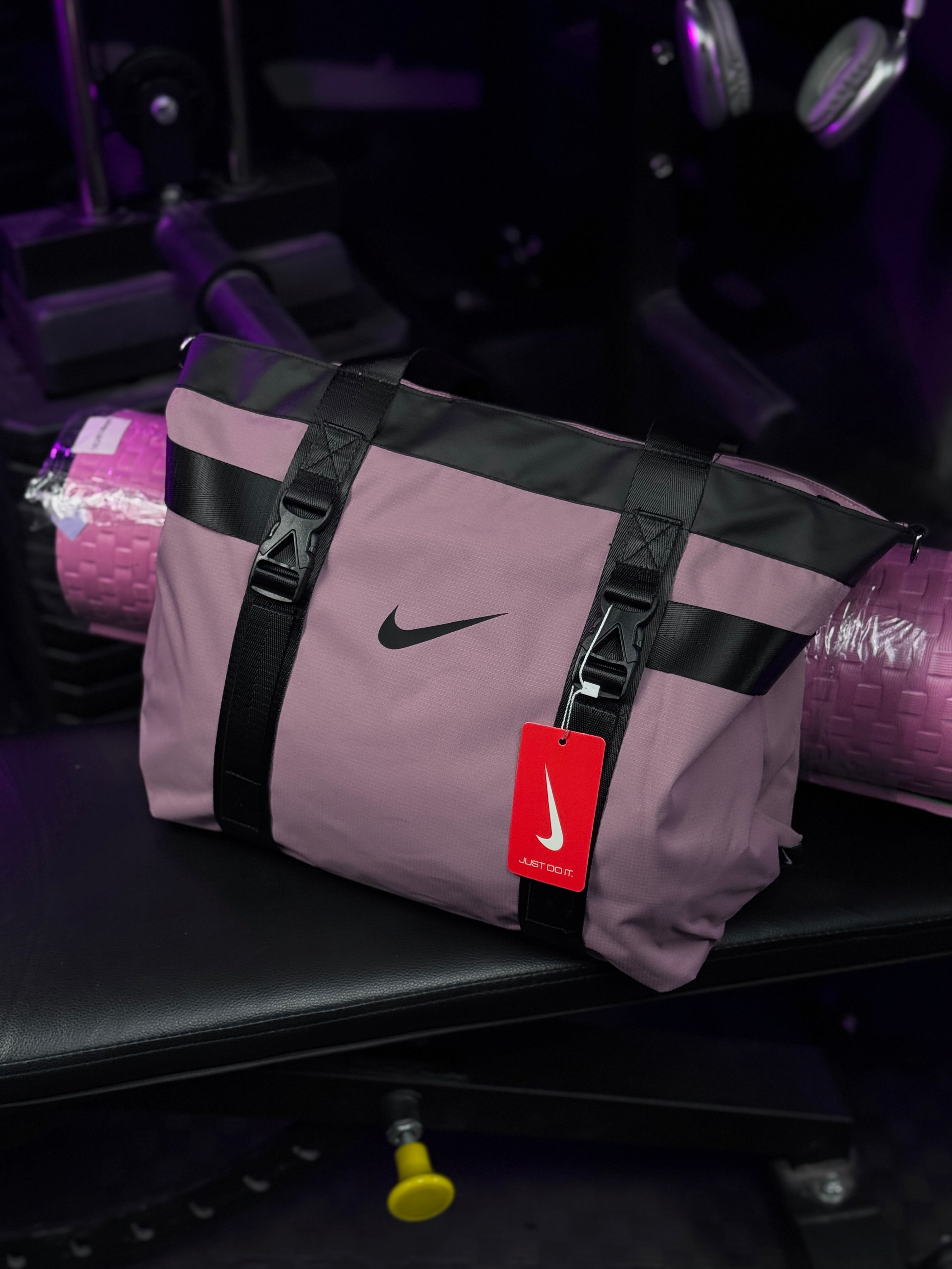 حقيبة حاملة بساط نايك ar