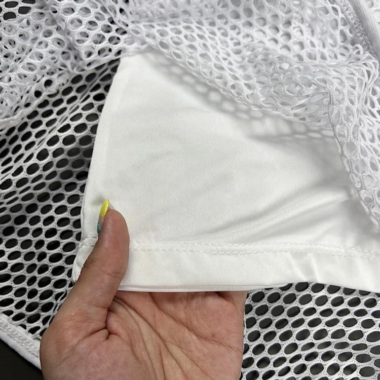 تنورة مثقبة مع شورت داخلي