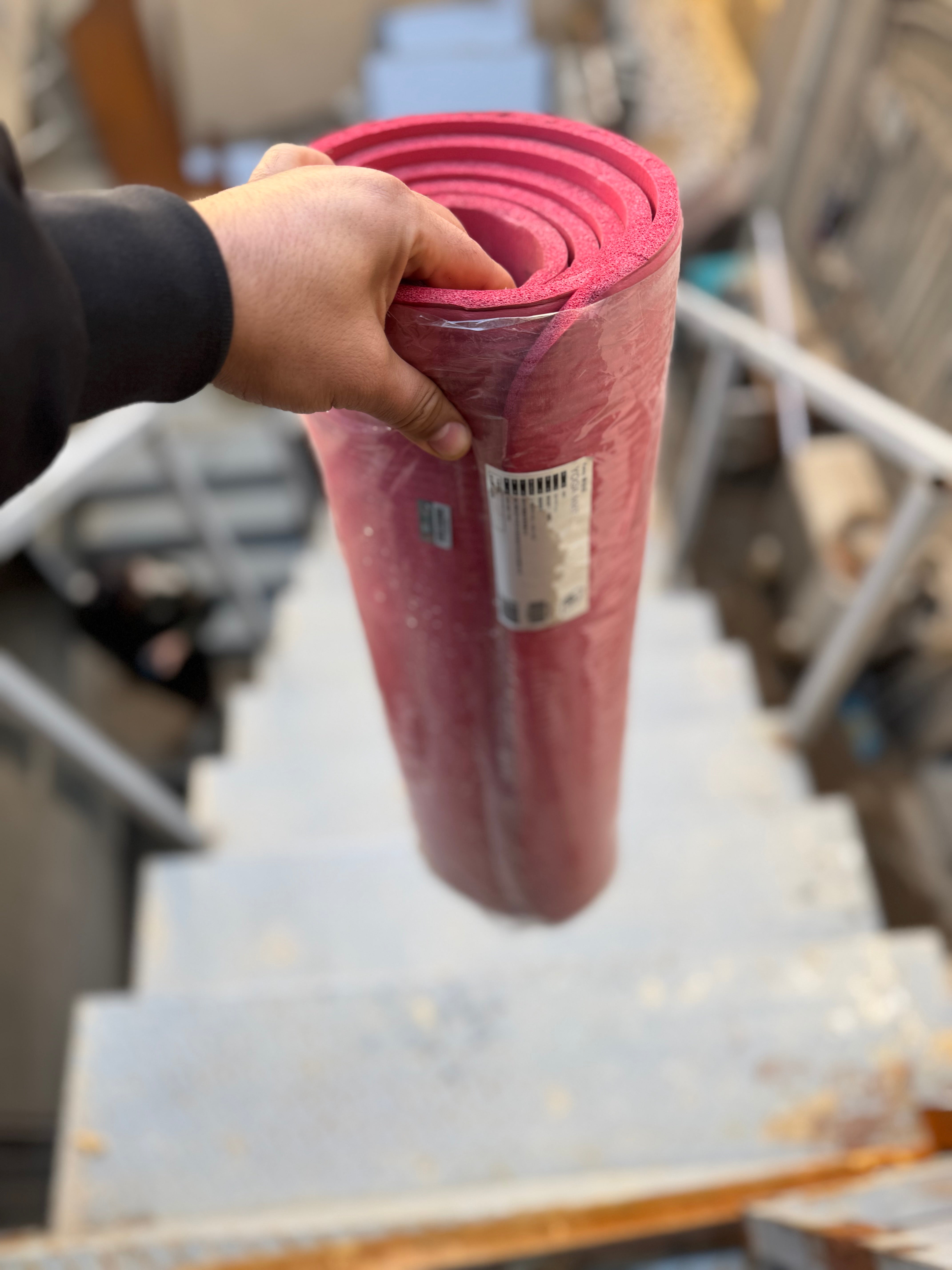 بساط يوغا وسط