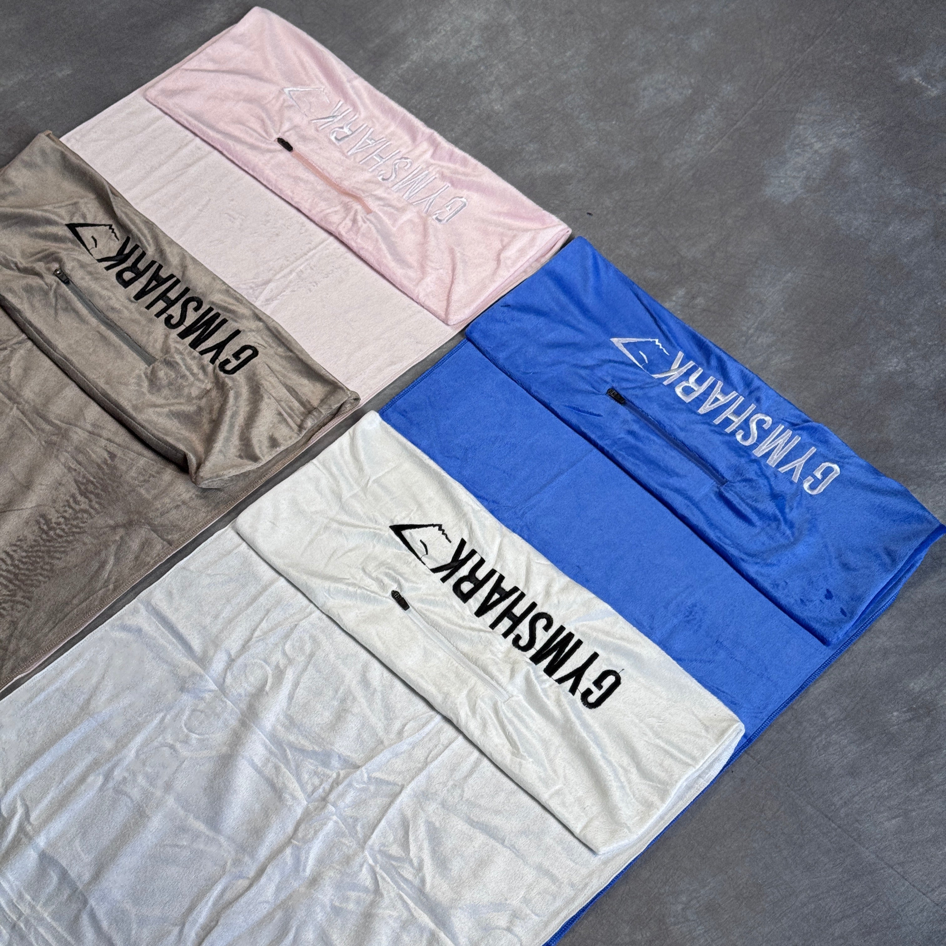 منشفة مسطبة سحاب