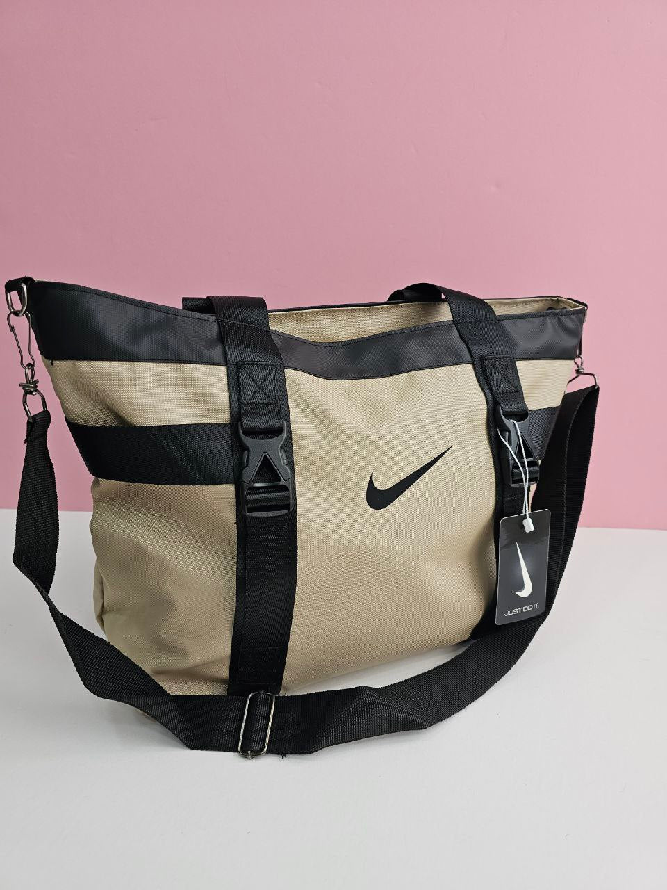 حقيبة حاملة بساط نايك ar