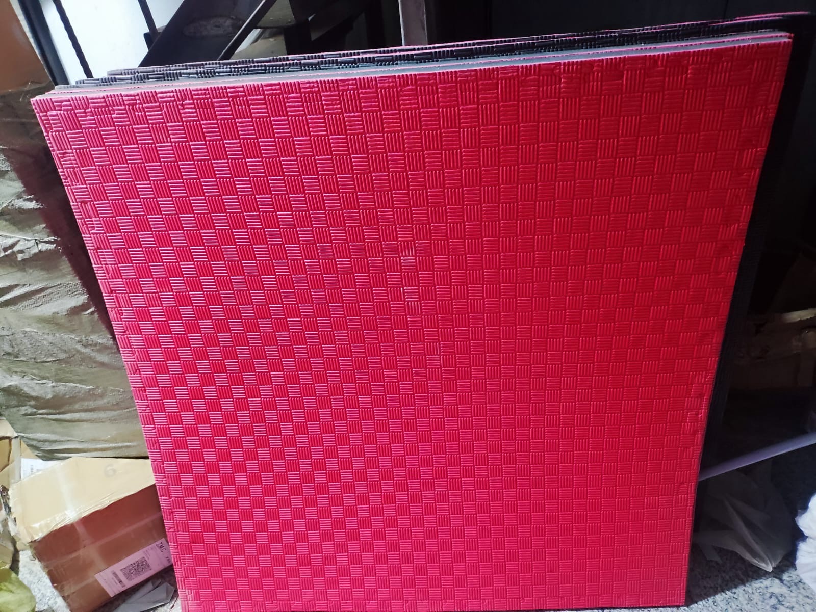 ارضيات مطاط 1m*2cm