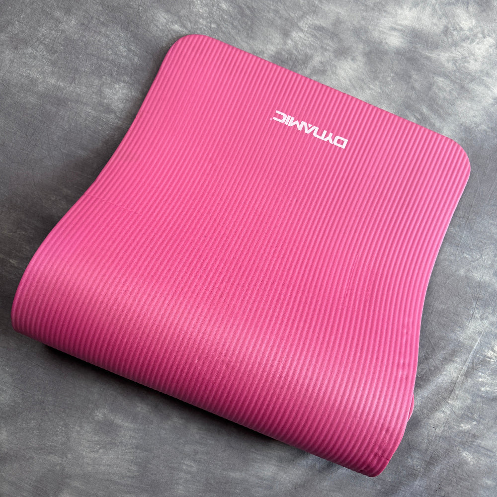 بساط يوغا وسط