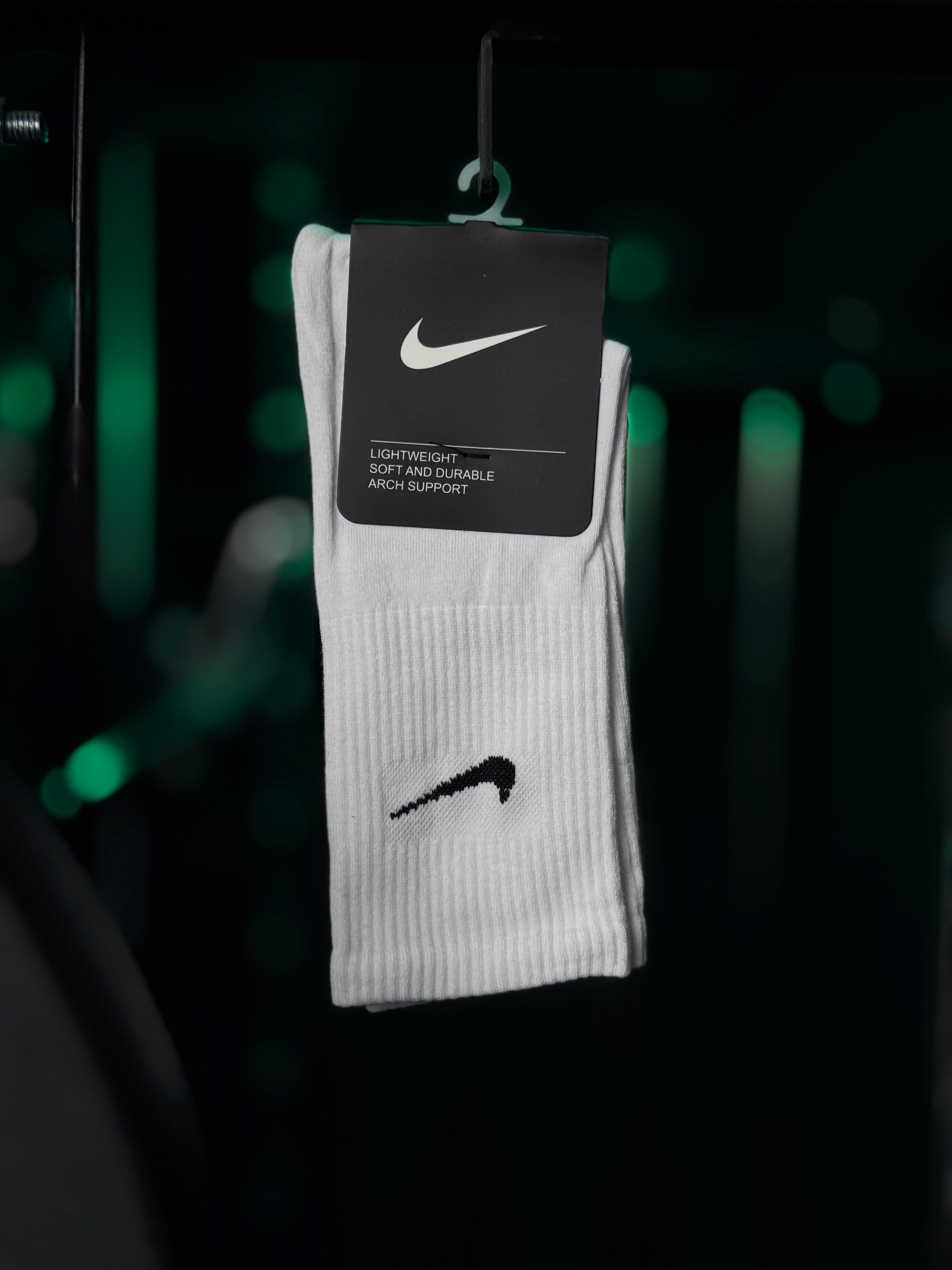 جواريب نايك طويل ar