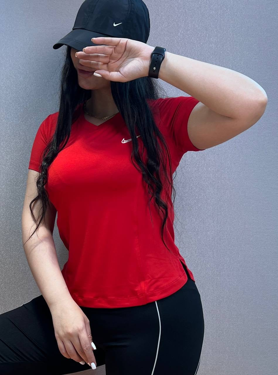 تشيرت نسائي ياخة سبعة