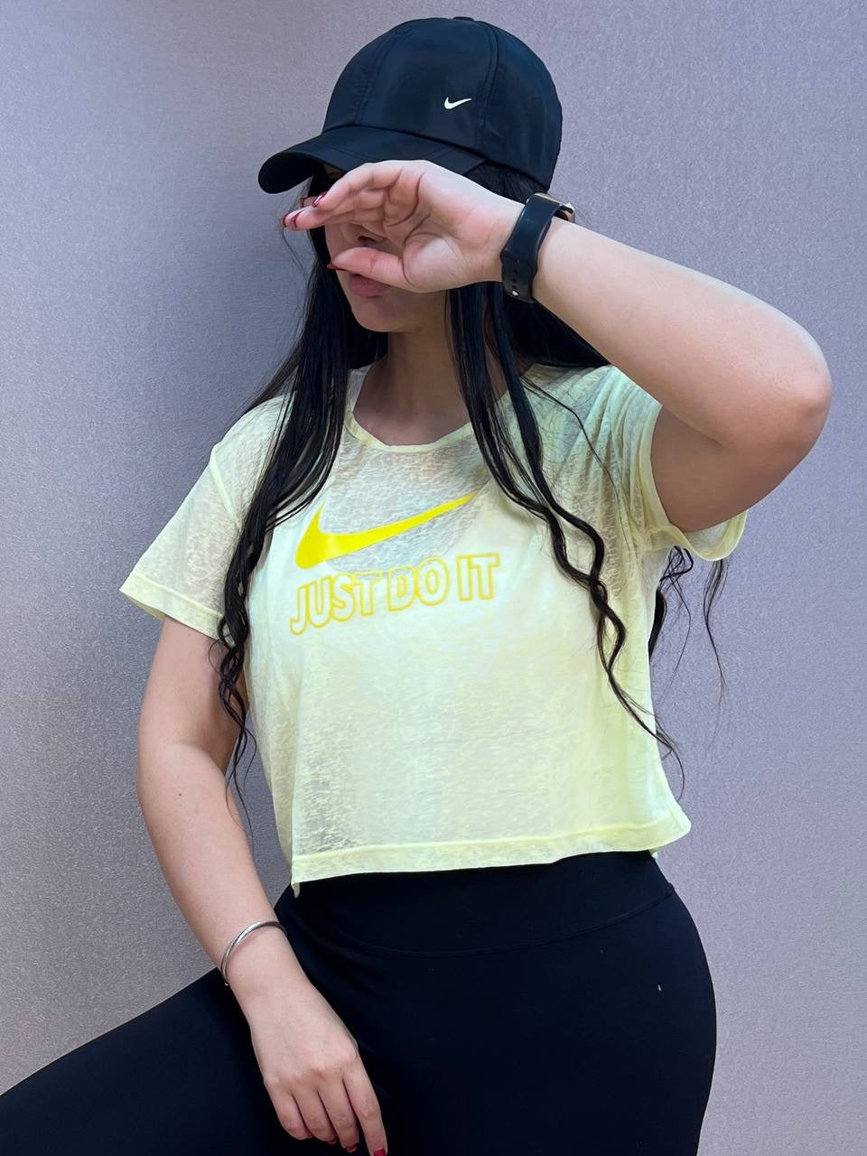 تشيرت خفيف قصير نايك