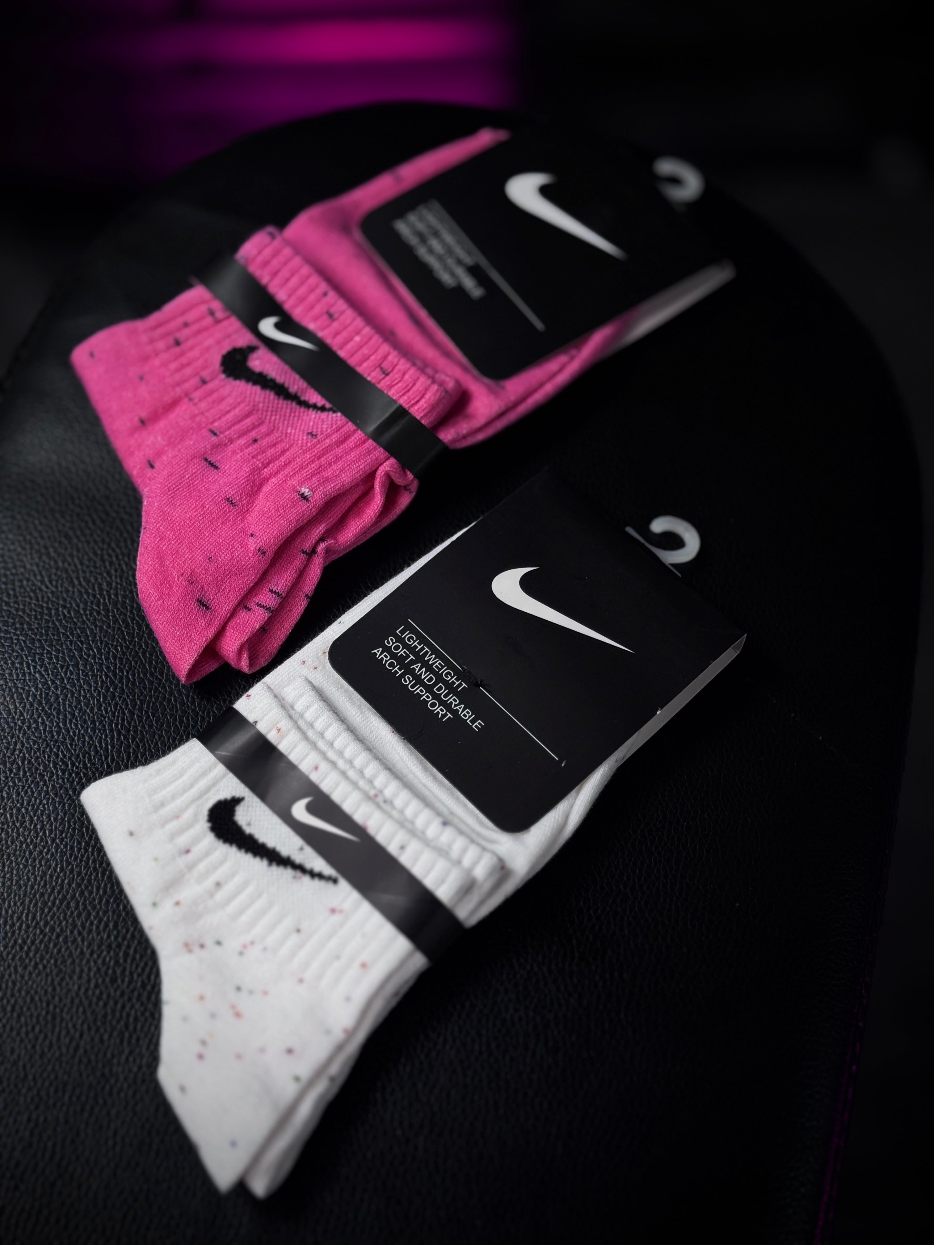 جواريب وسط نايك ar