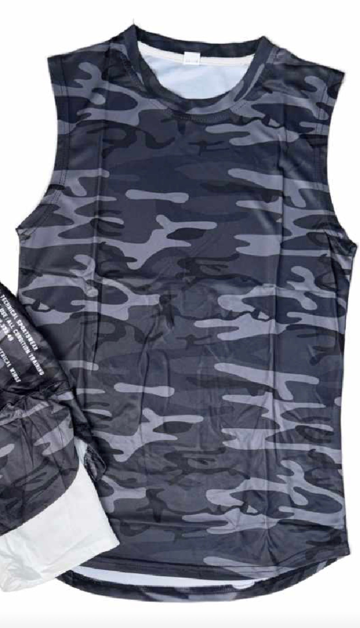 تراك عسكري شورت وكيمونه