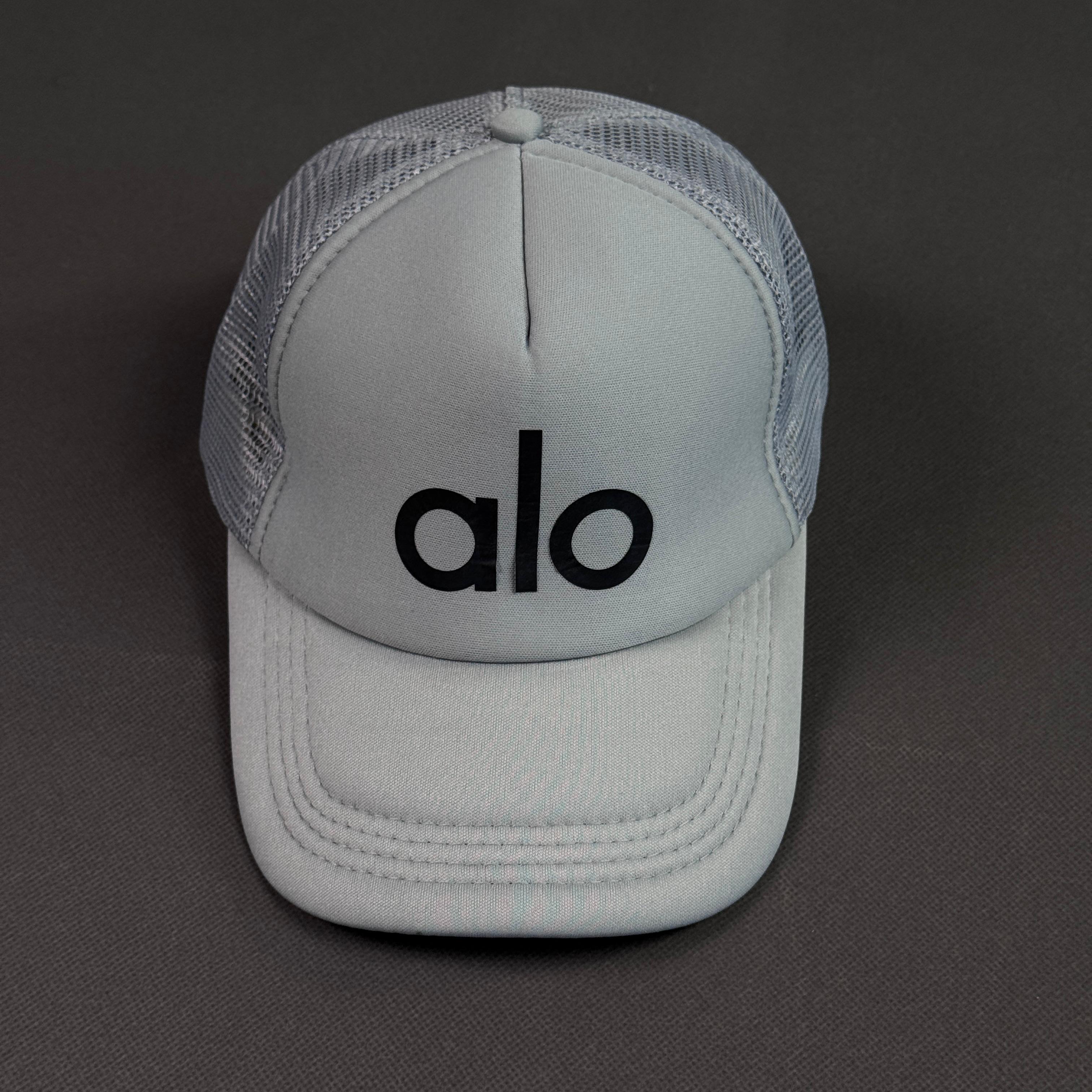 شفقة alo مشبكة