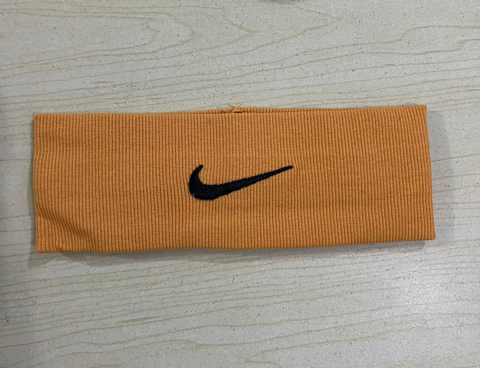 بوند شعر سادة عريض