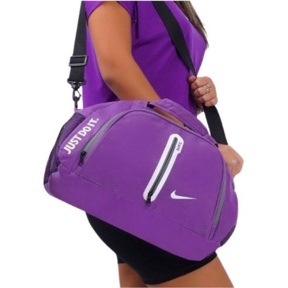 حقيبة نايك سحاب وسط