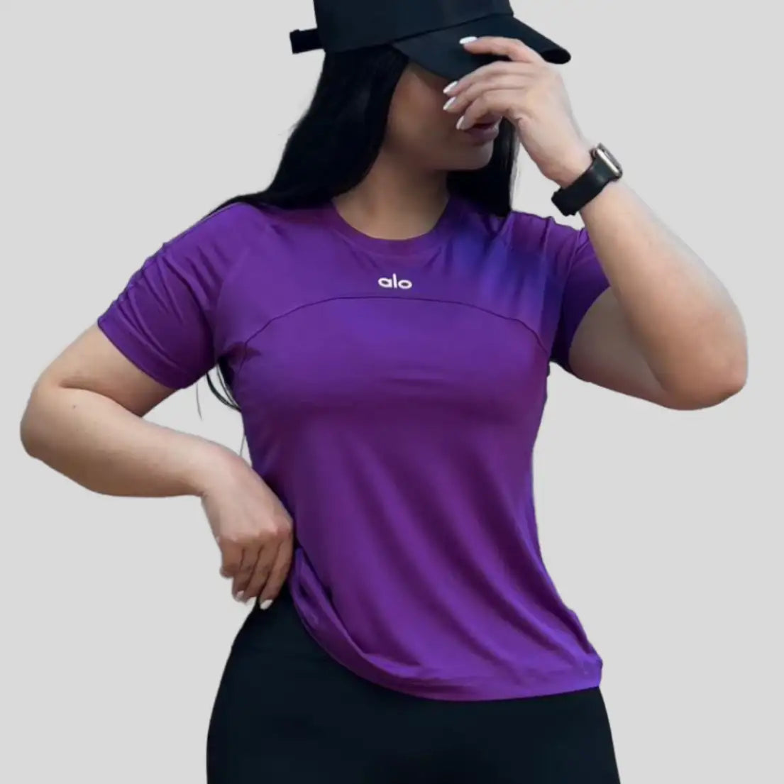 تيشيرت alo خط علوي نص ردن