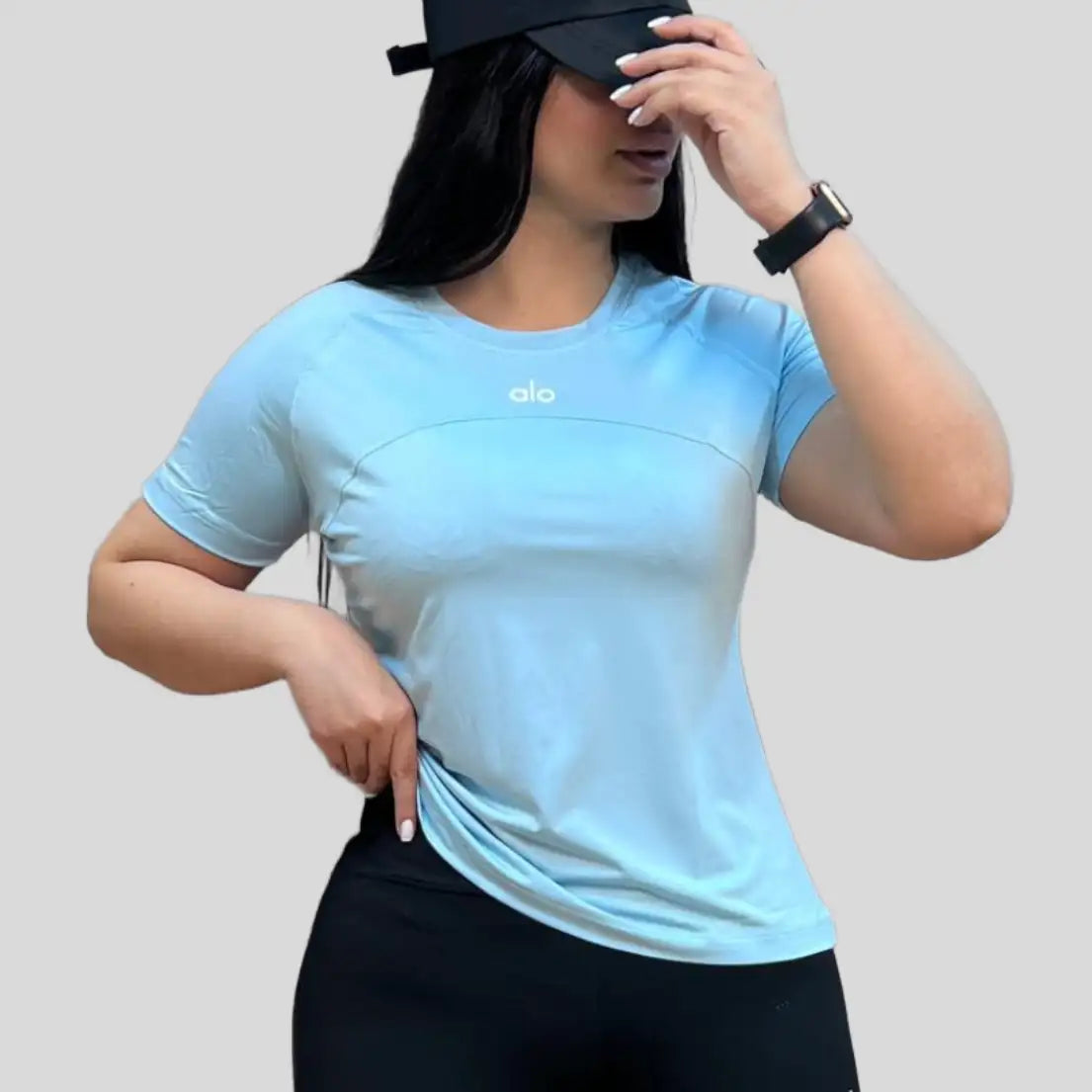 تيشيرت alo خط علوي نص ردن